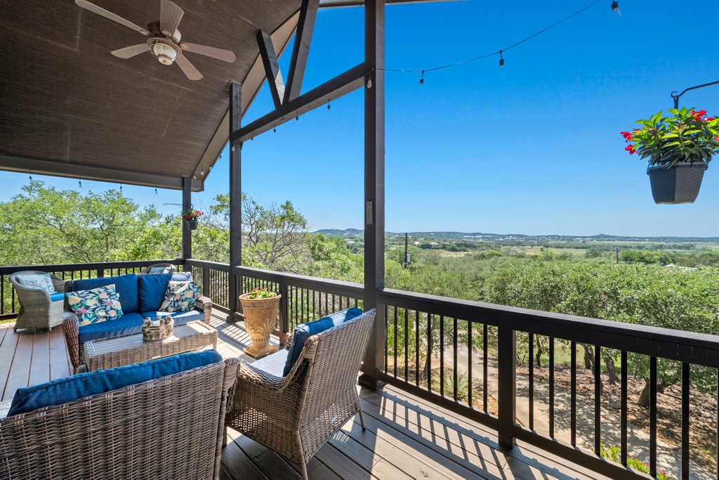 2038 Owl , Canyon Lake, TX, 78133 | 25005749 | Realty Texas LLC
