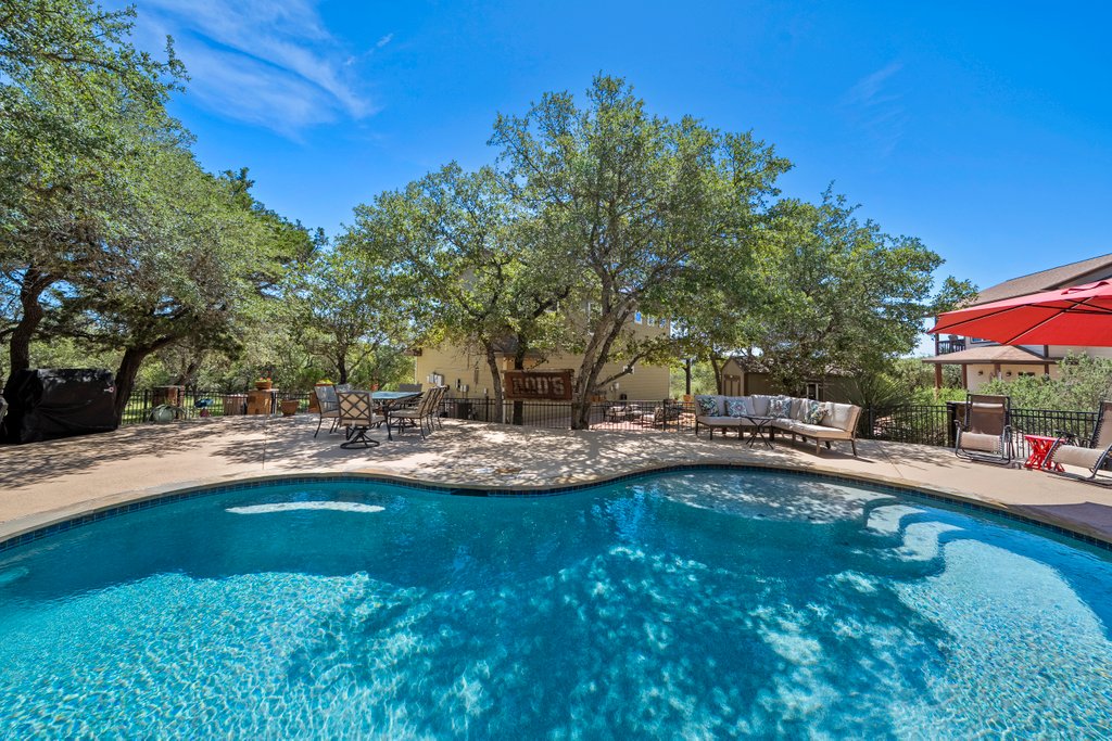 2038 Owl , Canyon Lake, TX, 78133 | 25005749 | Realty Texas LLC