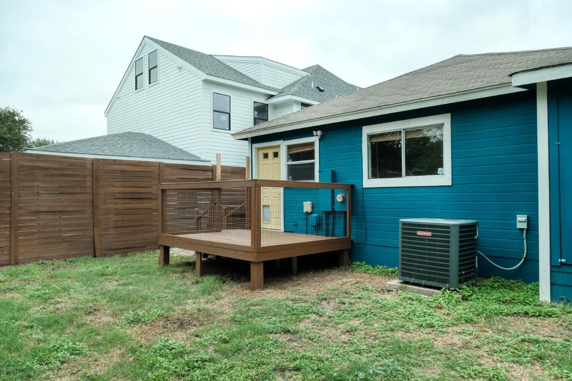 1124 Brookswood Avenue , Austin, TX, 78721 | 7976437 | Realty Texas LLC