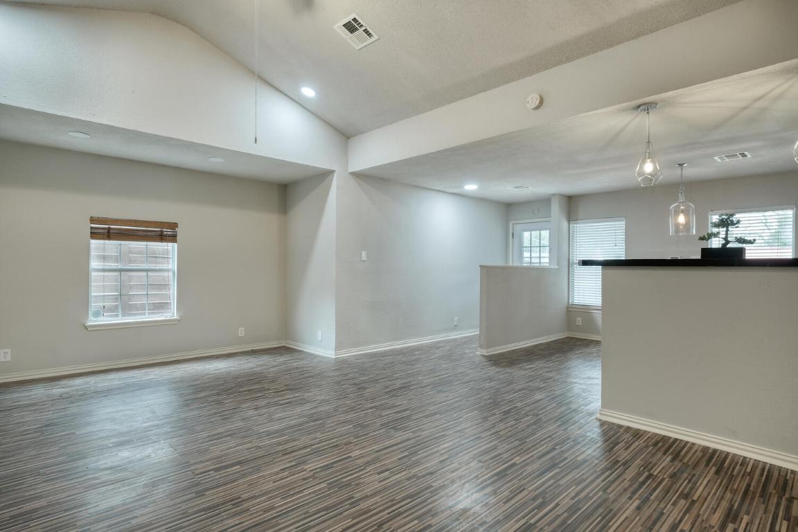 1124 Brookswood Avenue , Austin, TX, 78721 | 7976437 | Realty Texas LLC