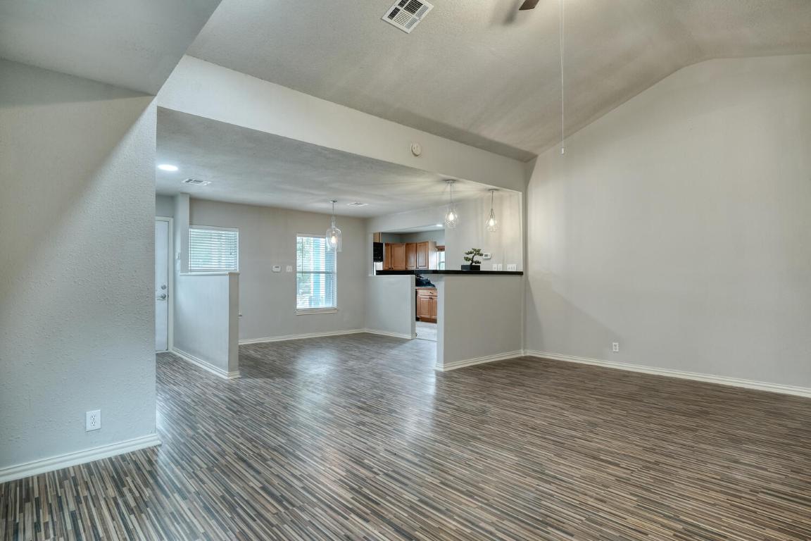 1124 Brookswood Avenue , Austin, TX, 78721 | 7976437 | Realty Texas LLC