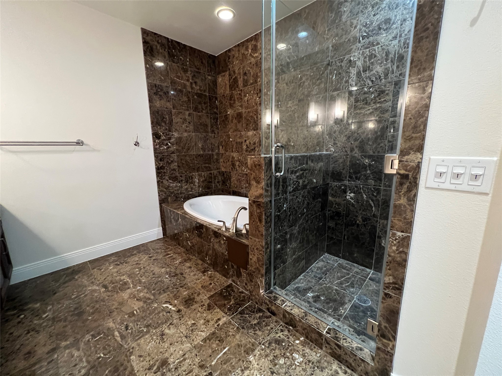 8066 Park Lane 1410 , Dallas, TX, 75231 | 20935854 | Realty Texas LLC
