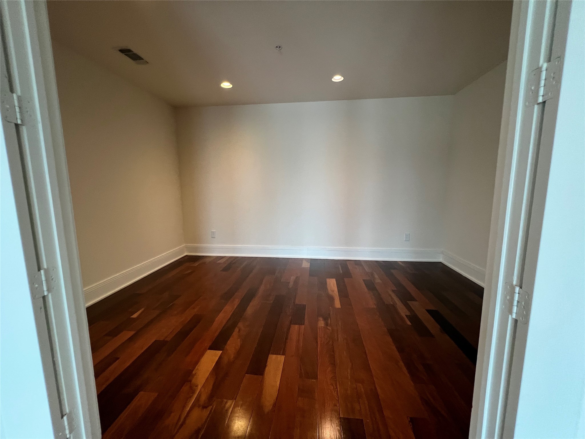 8066 Park Lane 1410 , Dallas, TX, 75231 | 20935854 | Realty Texas LLC