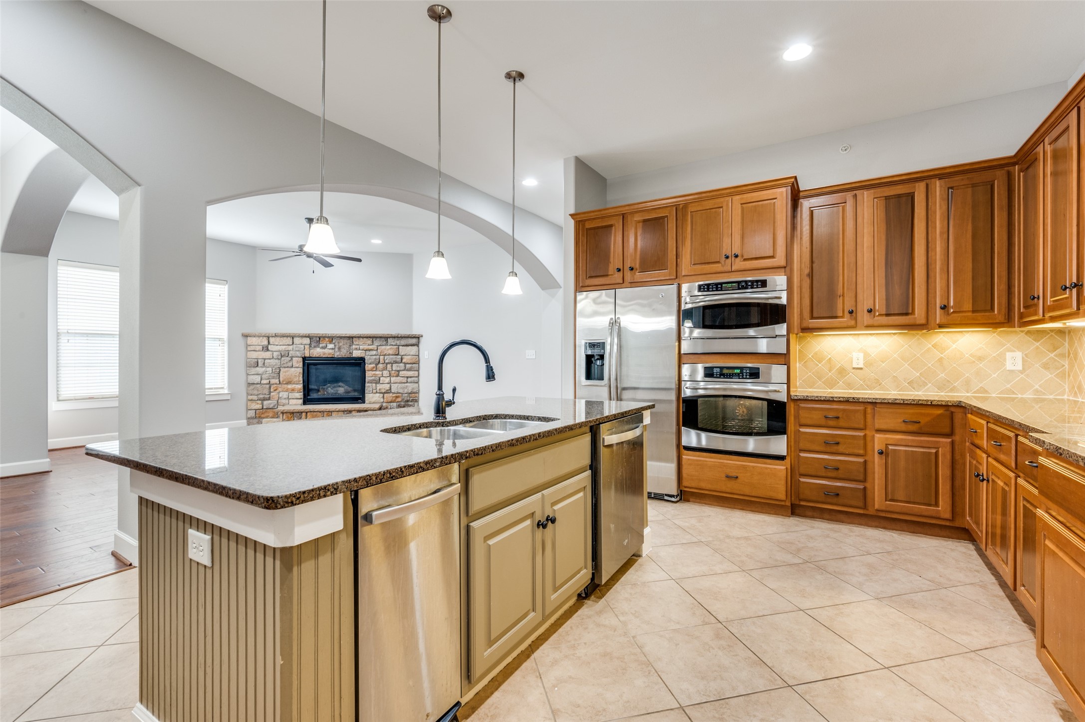 6631 Via Positano 402 , Irving, TX, 75039 | 20935870 | Realty Texas LLC