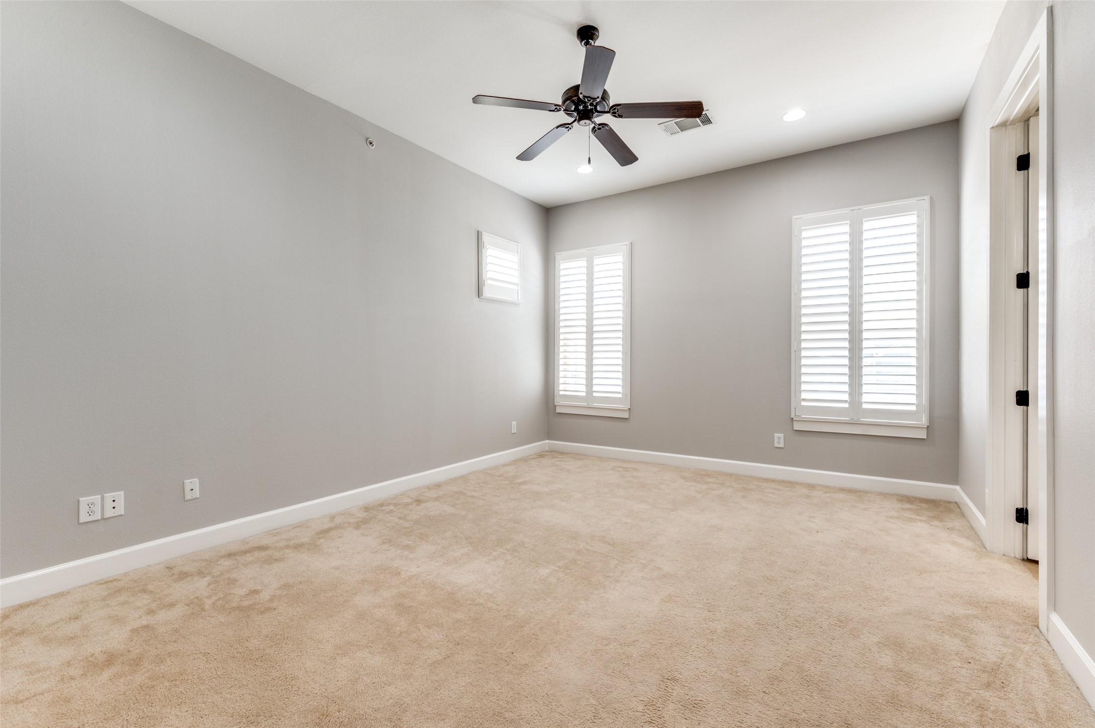 6631 Via Positano 402 , Irving, TX, 75039 | 20935870 | Realty Texas LLC