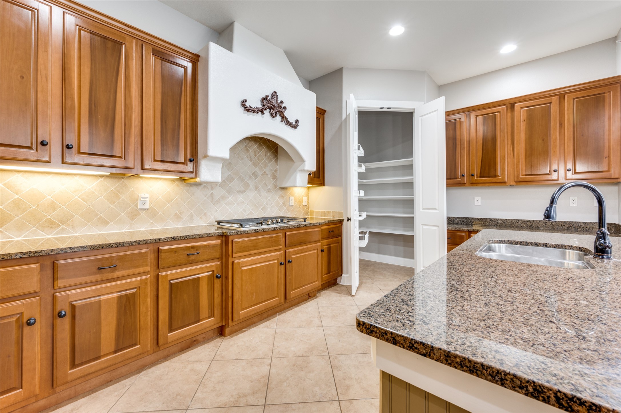 6631 Via Positano 402 , Irving, TX, 75039 | 20935870 | Realty Texas LLC