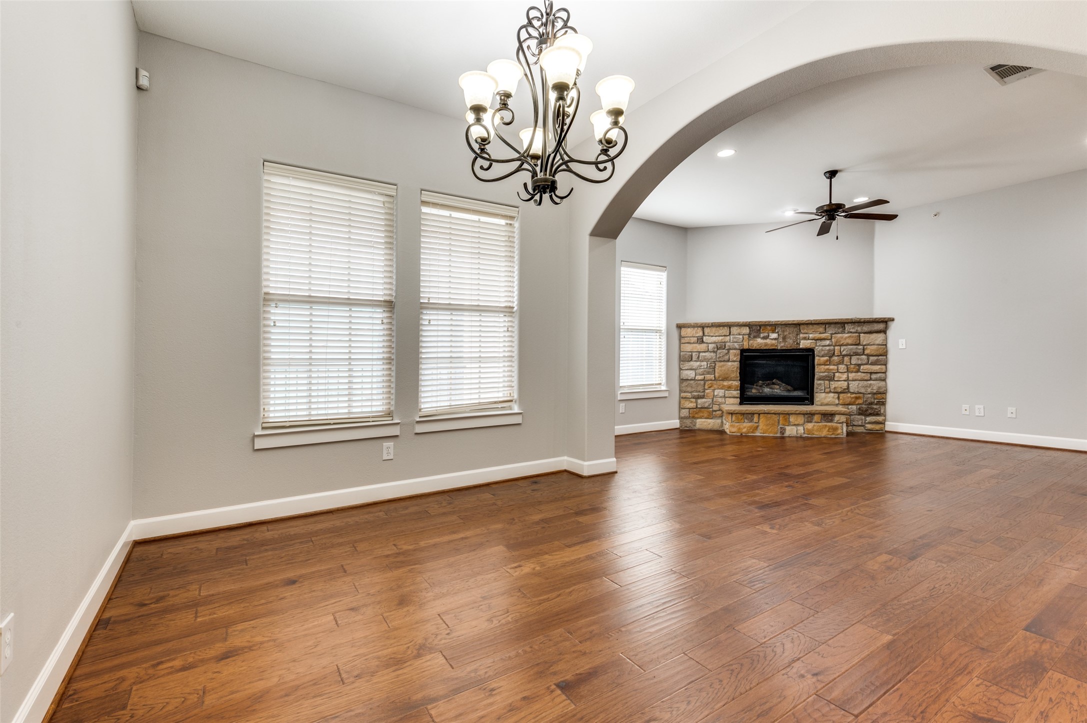 6631 Via Positano 402 , Irving, TX, 75039 | 20935870 | Realty Texas LLC