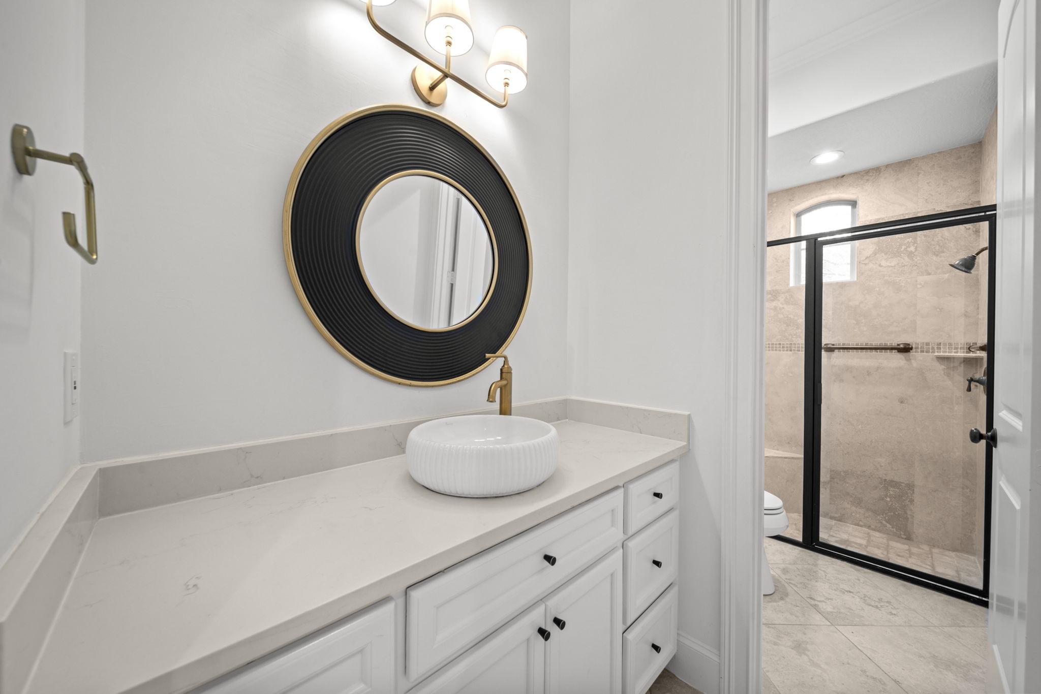 3 Amulet Oaks Place , The Woodlands, TX, 77382 | 55355651 | Realty Texas LLC