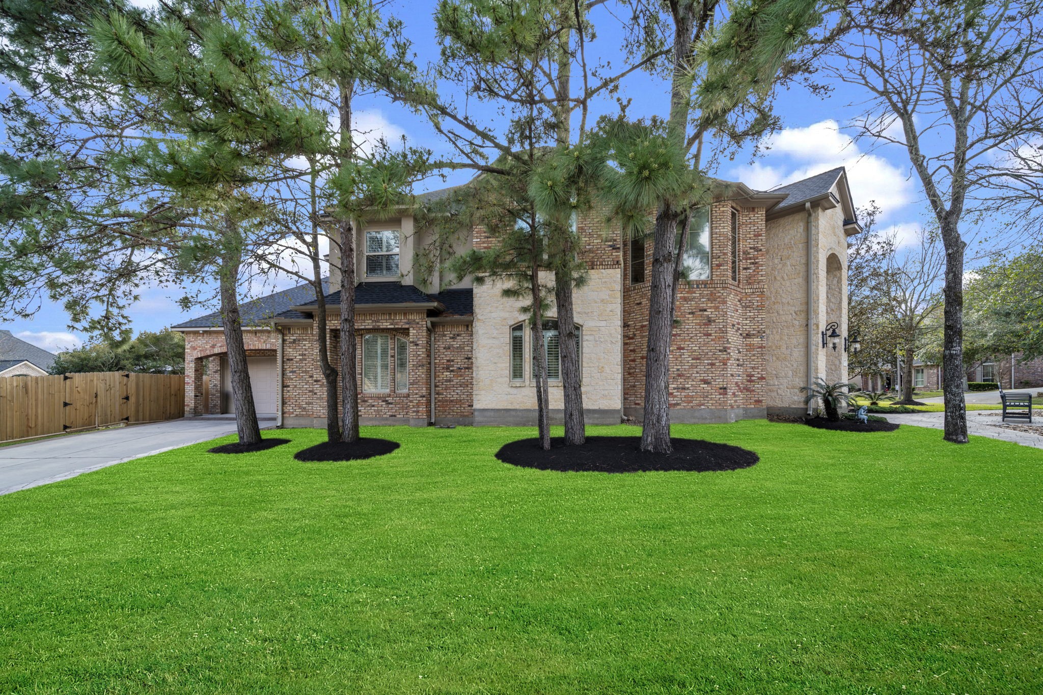 3 Amulet Oaks Place , The Woodlands, TX, 77382 | 55355651 | Realty Texas LLC