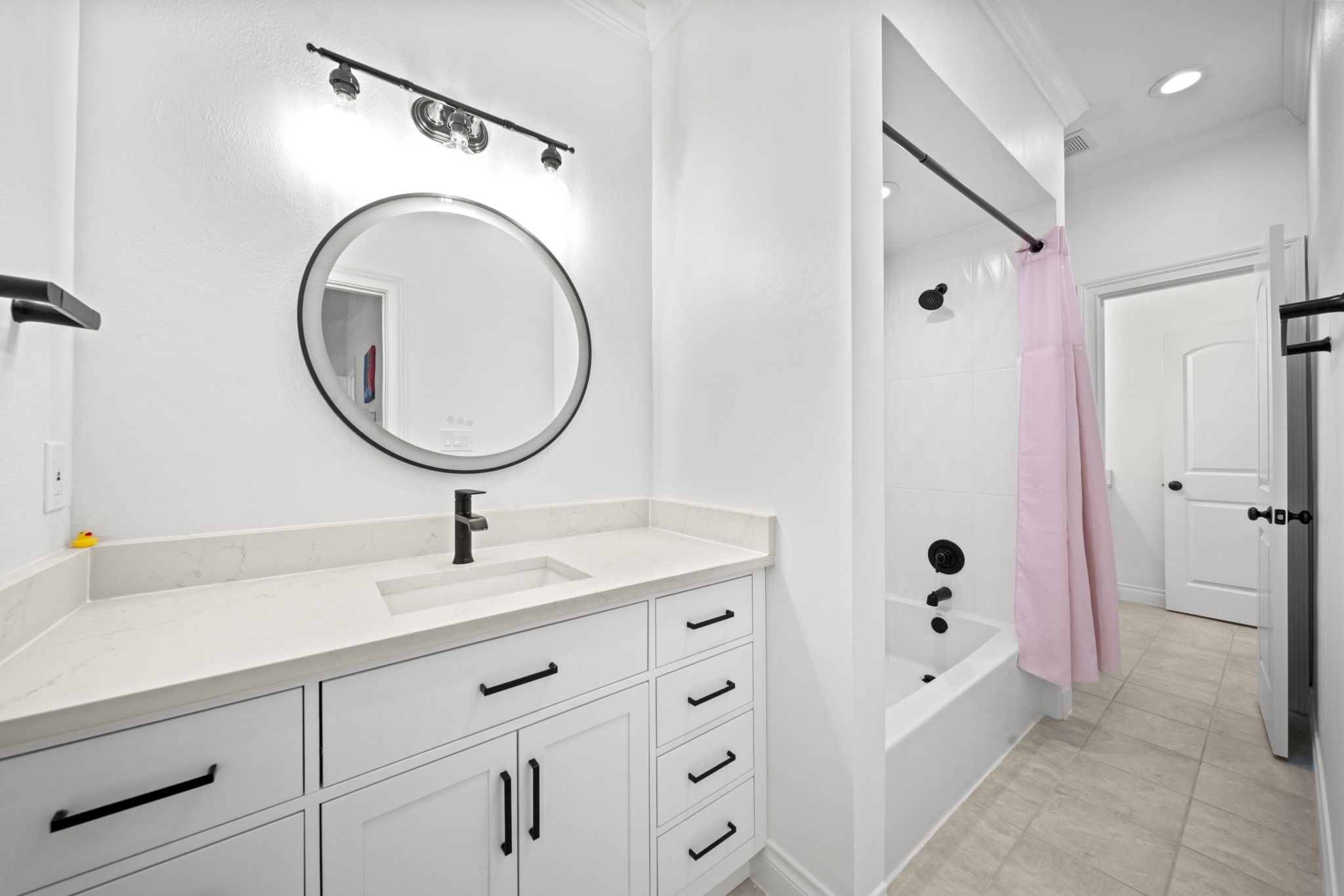 3 Amulet Oaks Place , The Woodlands, TX, 77382 | 55355651 | Realty Texas LLC