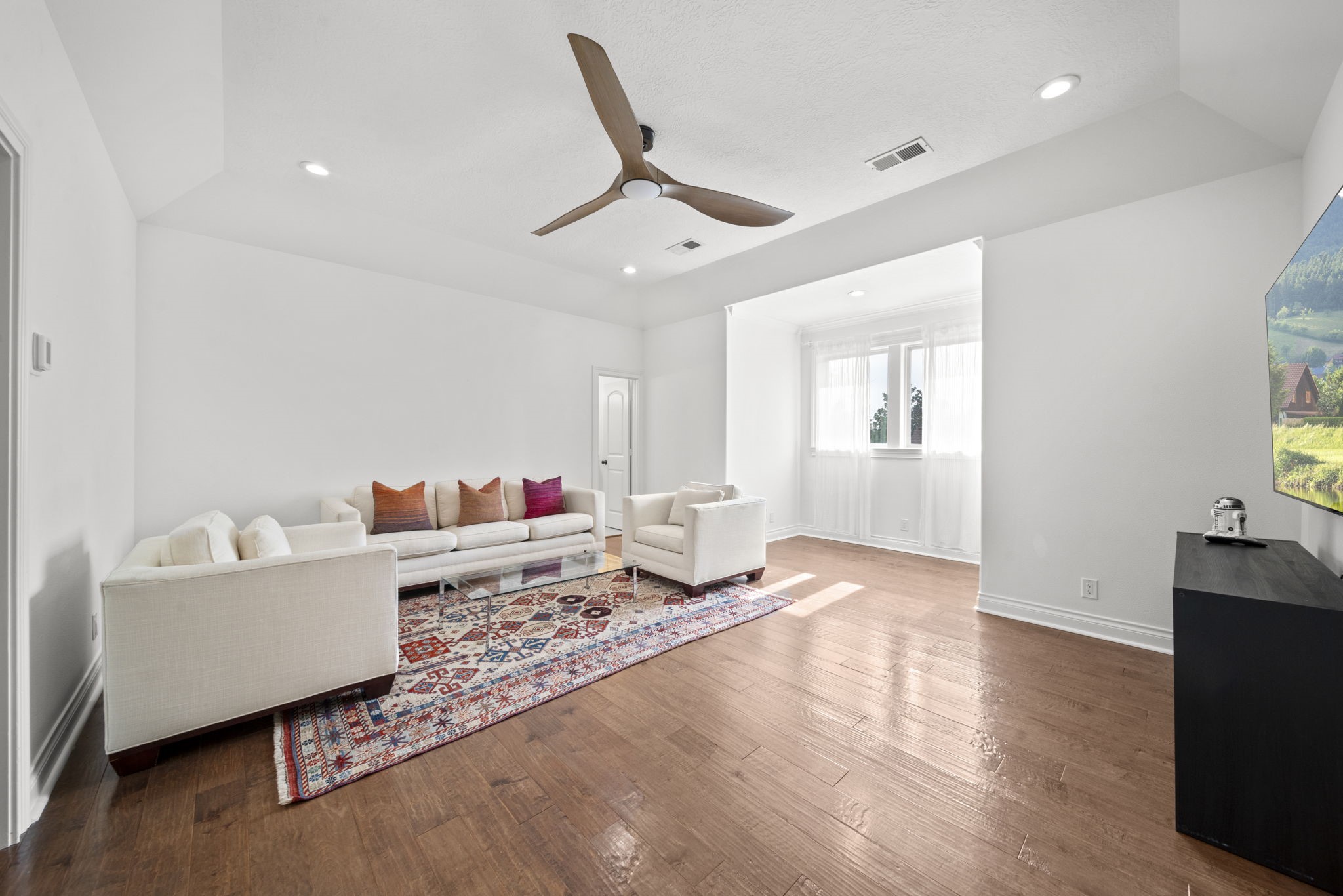 3 Amulet Oaks Place , The Woodlands, TX, 77382 | 55355651 | Realty Texas LLC