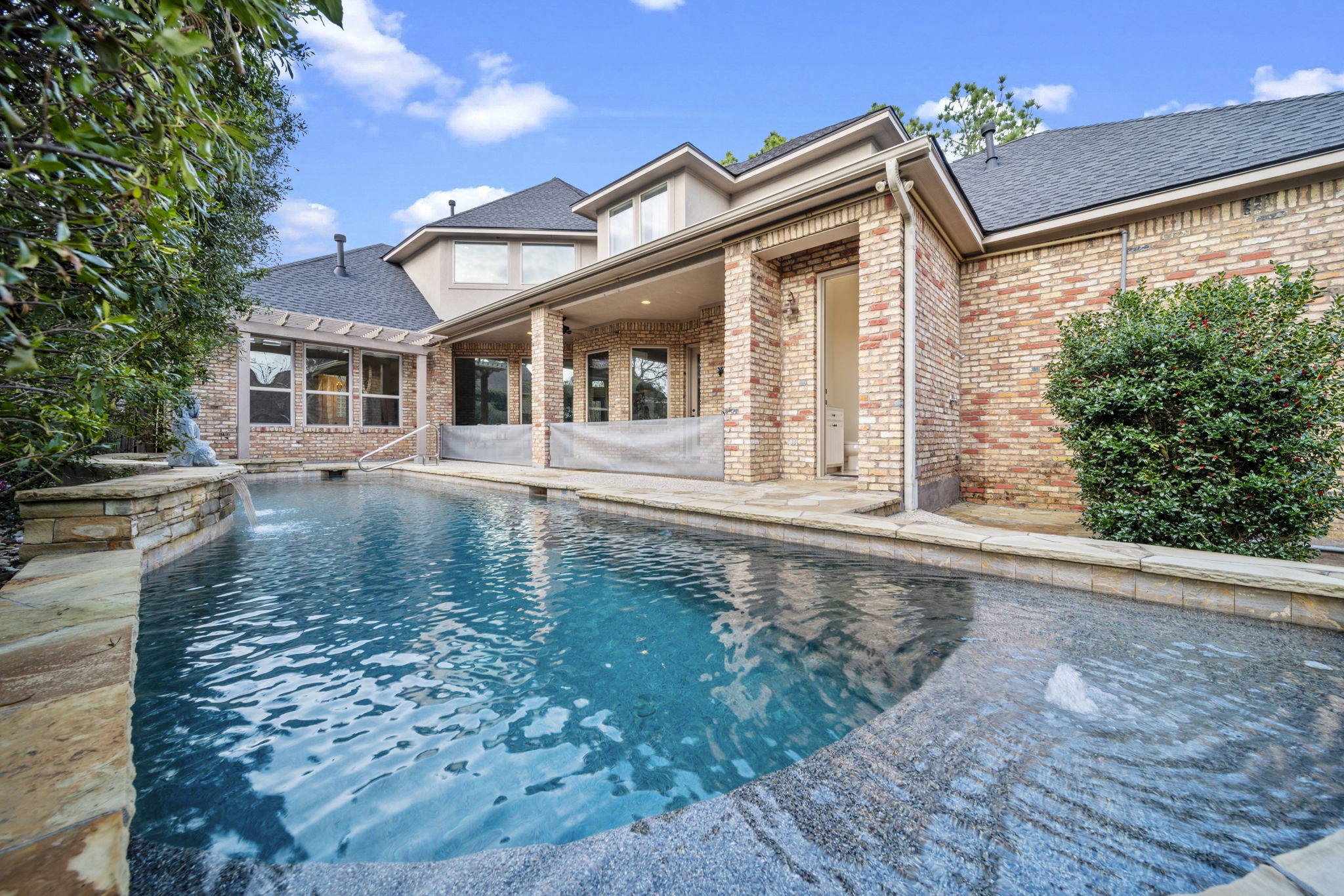 3 Amulet Oaks Place , The Woodlands, TX, 77382 | 55355651 | Realty Texas LLC