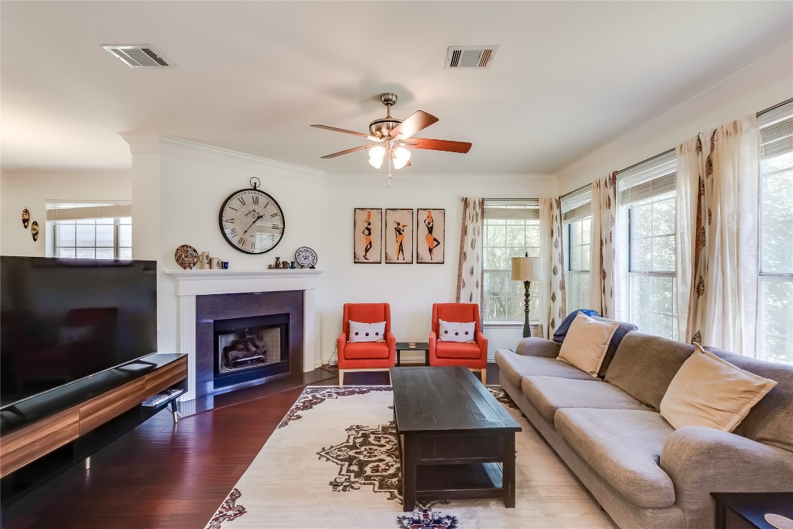 8203 Ganttcrest Drive , Austin, TX, 78749 | 6189809 | Realty Texas LLC
