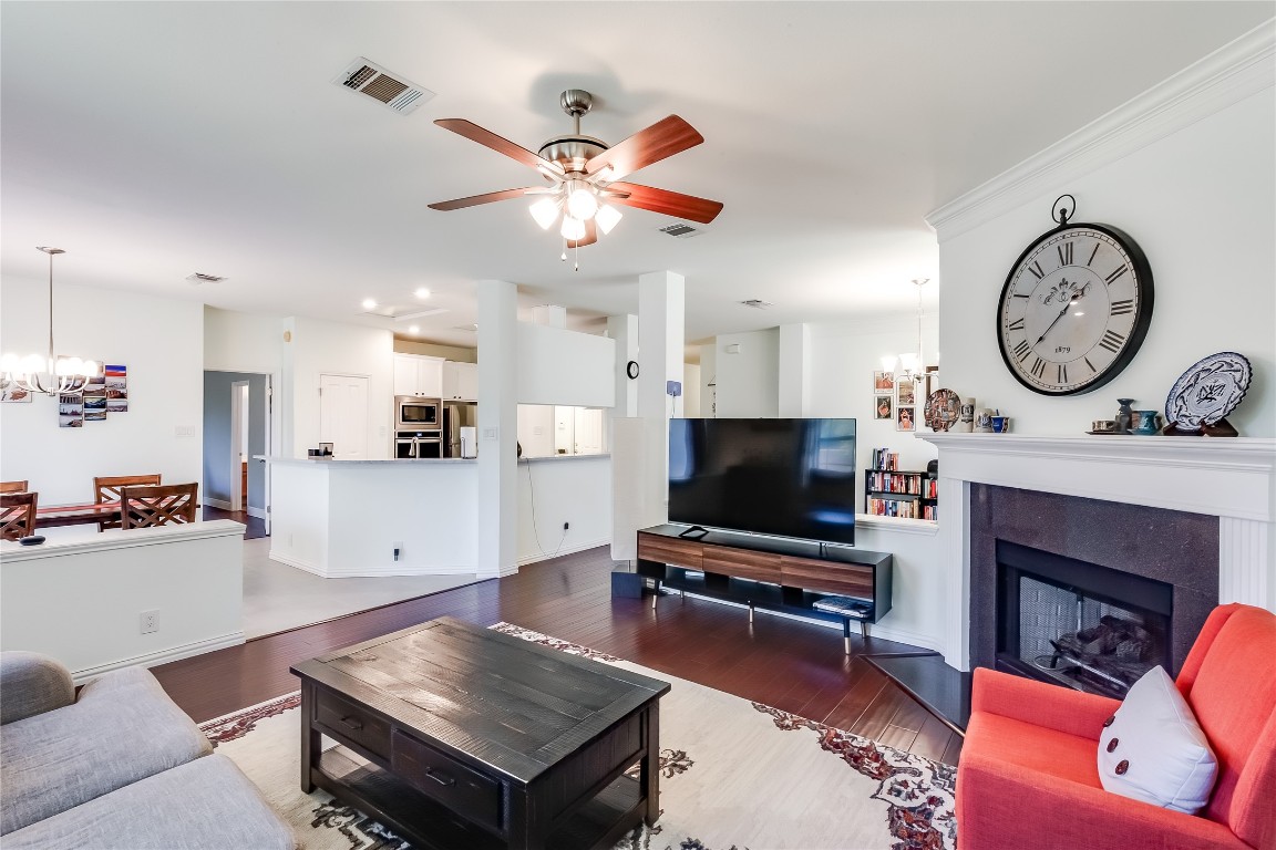 8203 Ganttcrest Drive , Austin, TX, 78749 | 6189809 | Realty Texas LLC