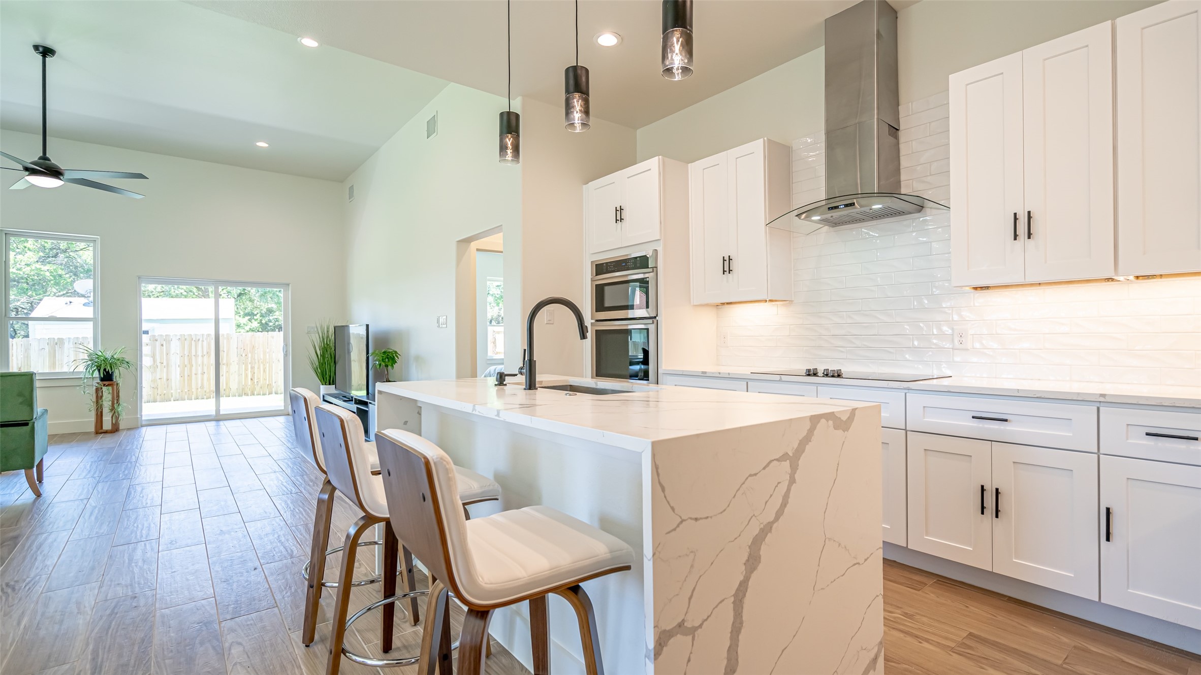 4560 Jackson Bend Court , Granbury, TX, 76049 | 20935859 | Realty Texas LLC