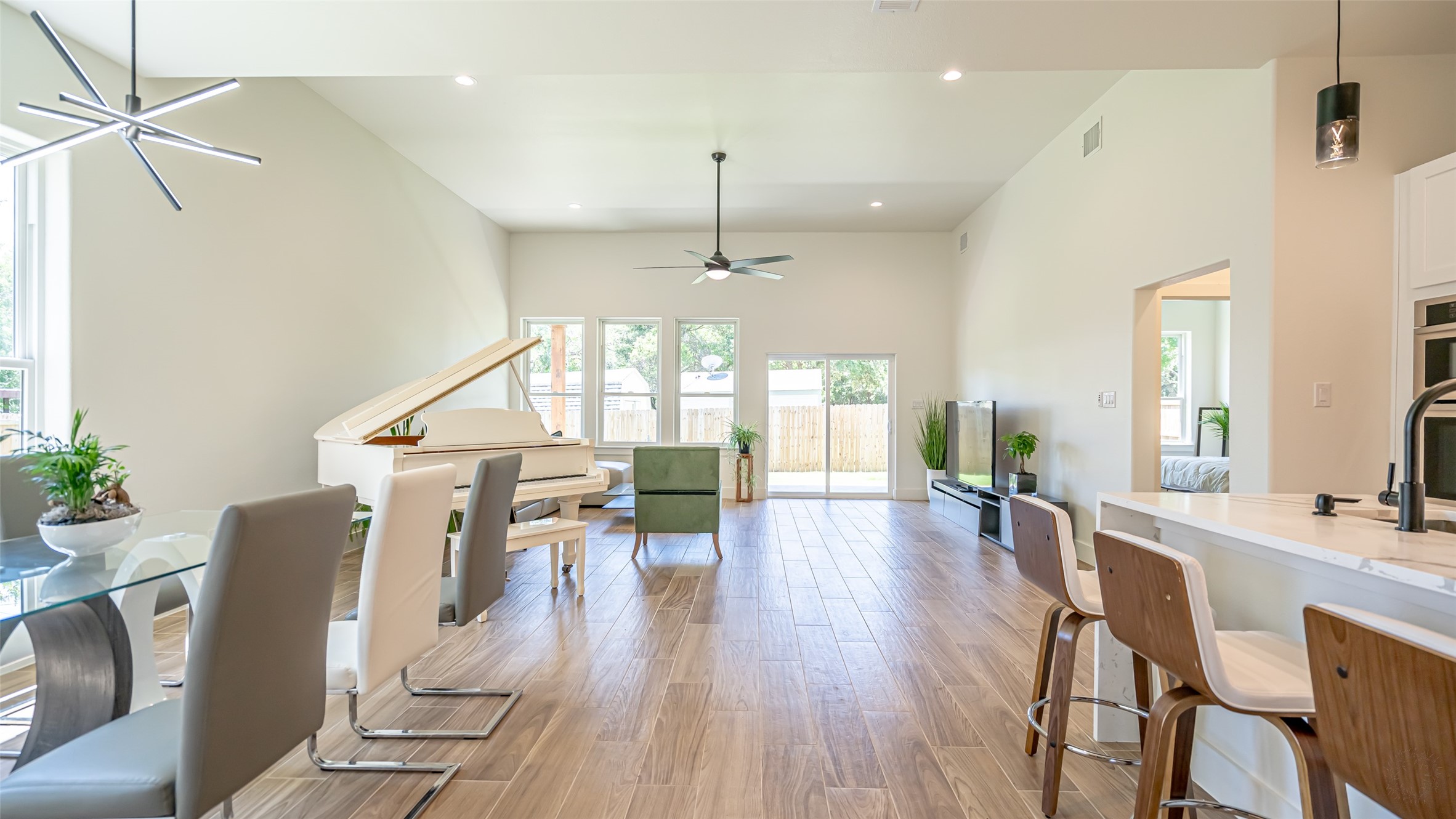 4560 Jackson Bend Court , Granbury, TX, 76049 | 20935859 | Realty Texas LLC