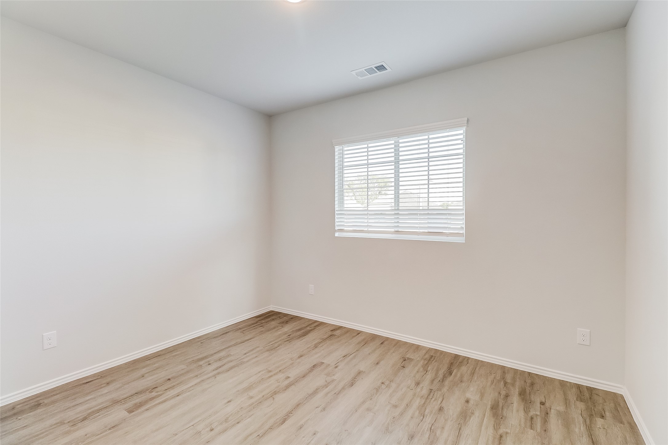 1412 Ester Lane , Ennis, TX, 75119 | 20936066 | Realty Texas LLC