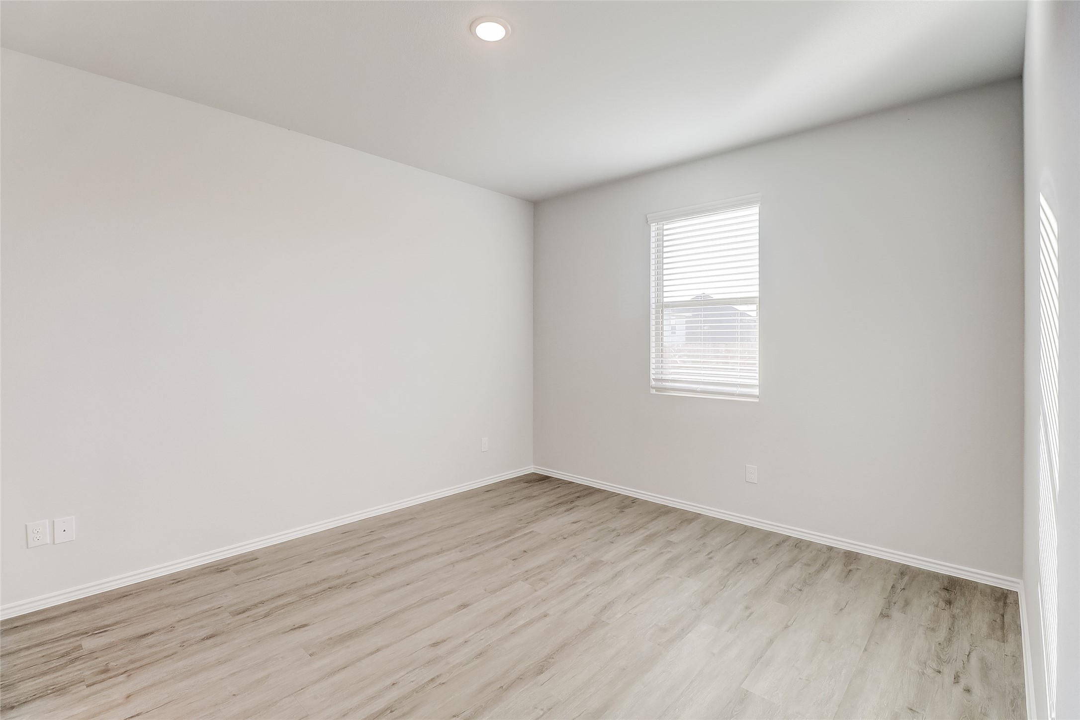 1412 Ester Lane , Ennis, TX, 75119 | 20936066 | Realty Texas LLC