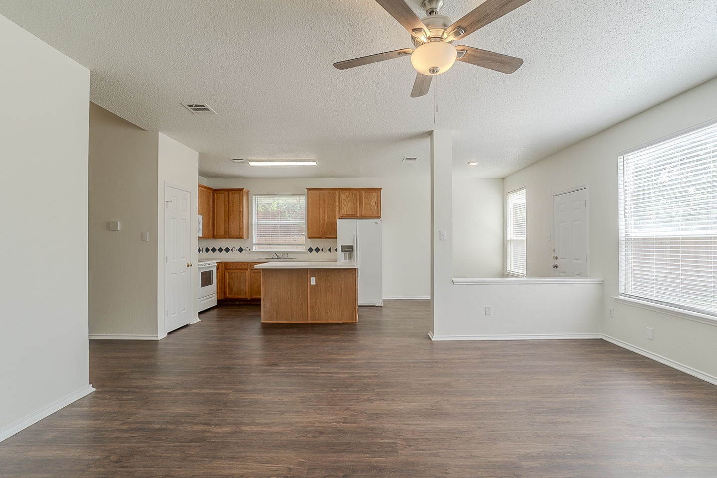 4617 Barnhill Lane , Fort Worth, TX, 76135 | 20929239 | Realty Texas LLC