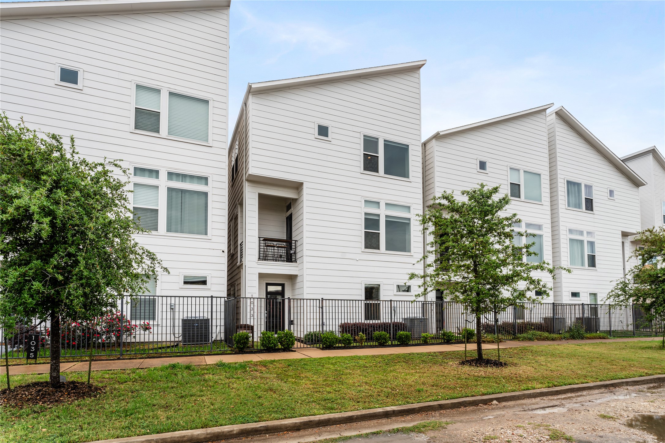 1033 Roberts Street , Houston, TX, 77003 | 45055244 | Realty Texas LLC