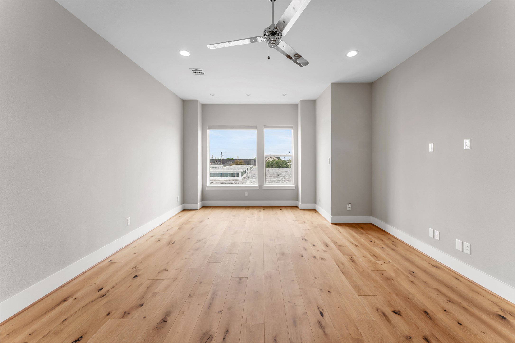 1033 Roberts Street , Houston, TX, 77003 | 45055244 | Realty Texas LLC