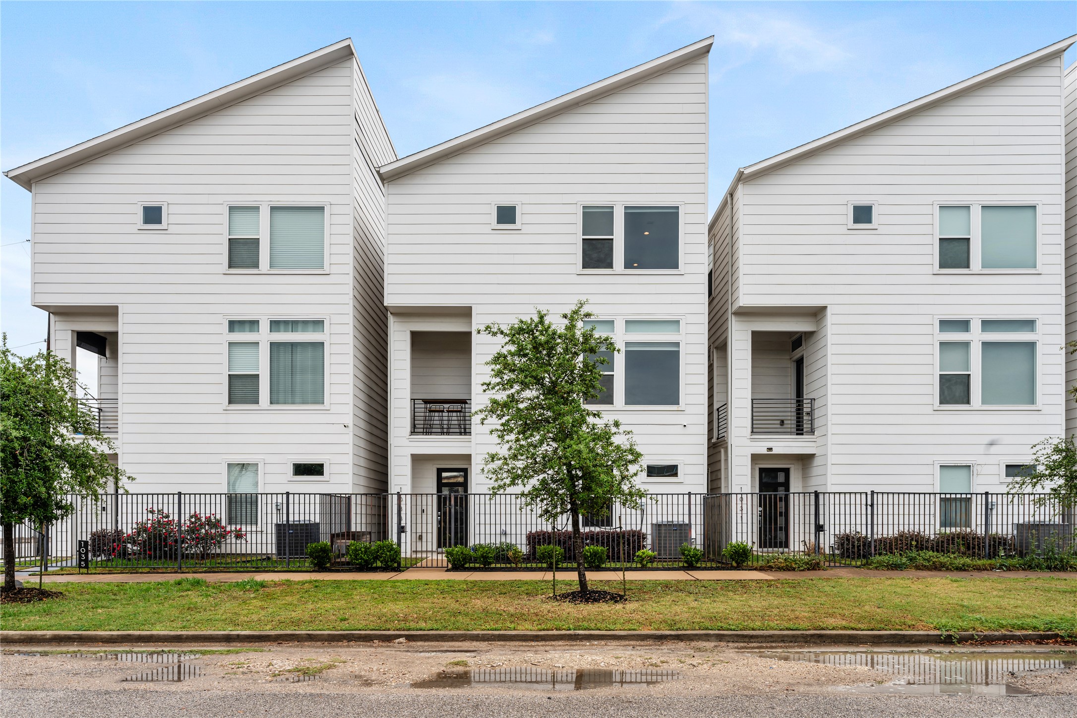 1033 Roberts Street , Houston, TX, 77003 | 45055244 | Realty Texas LLC