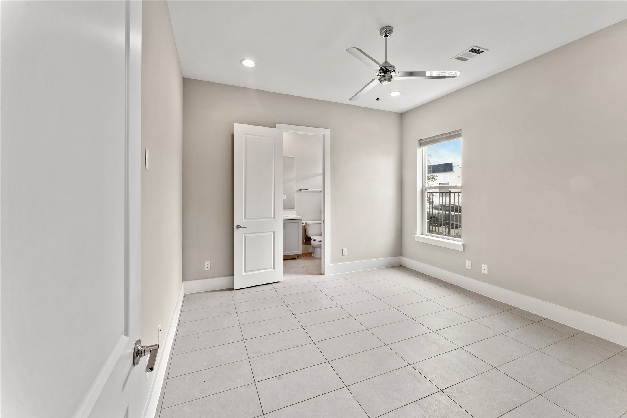 1033 Roberts Street , Houston, TX, 77003 | 45055244 | Realty Texas LLC