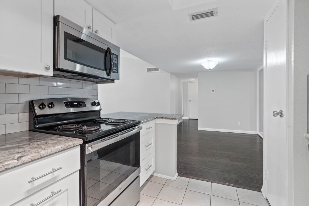14777 Wunderlich Drive 1514, Houston, TX, 77069 | 22410413 | Realty Texas LLC