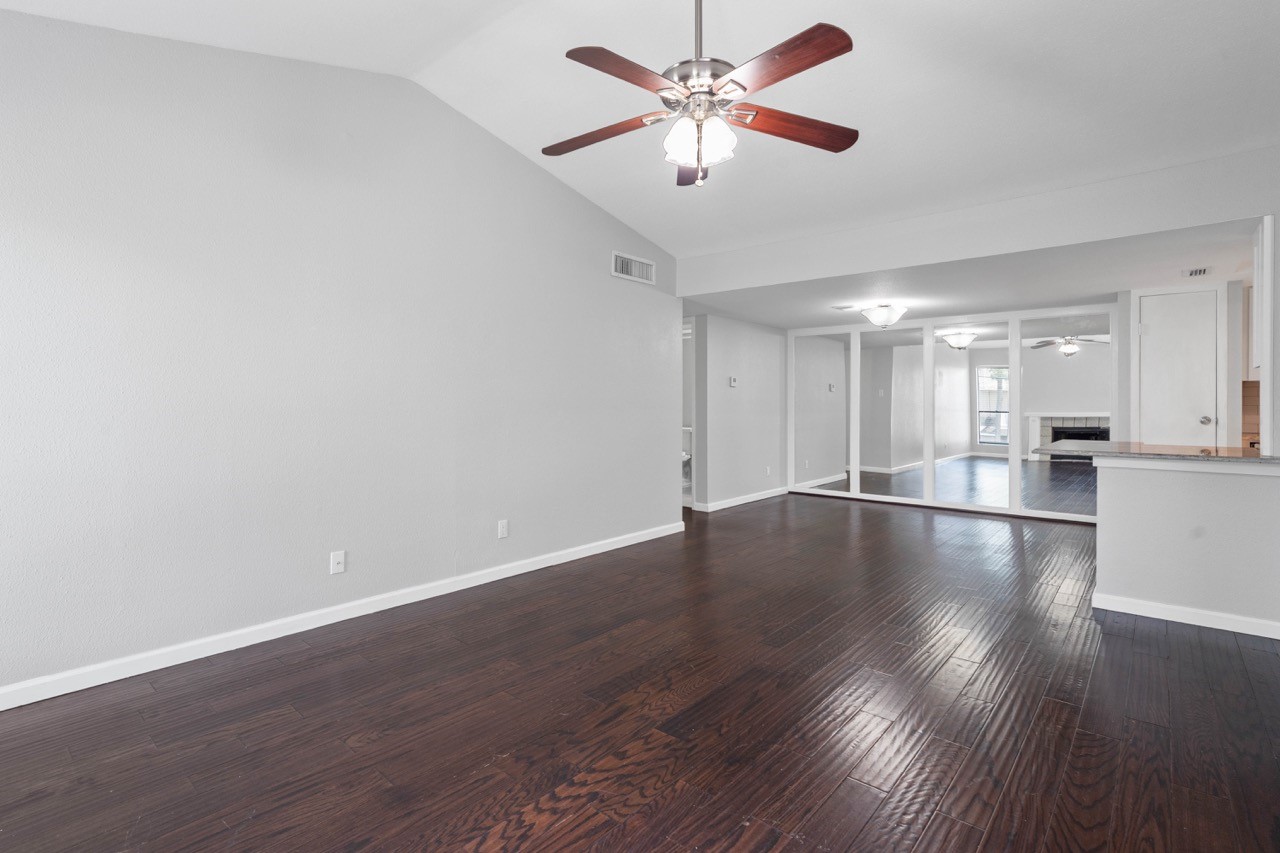 14777 Wunderlich Drive 1514, Houston, TX, 77069 | 22410413 | Realty Texas LLC