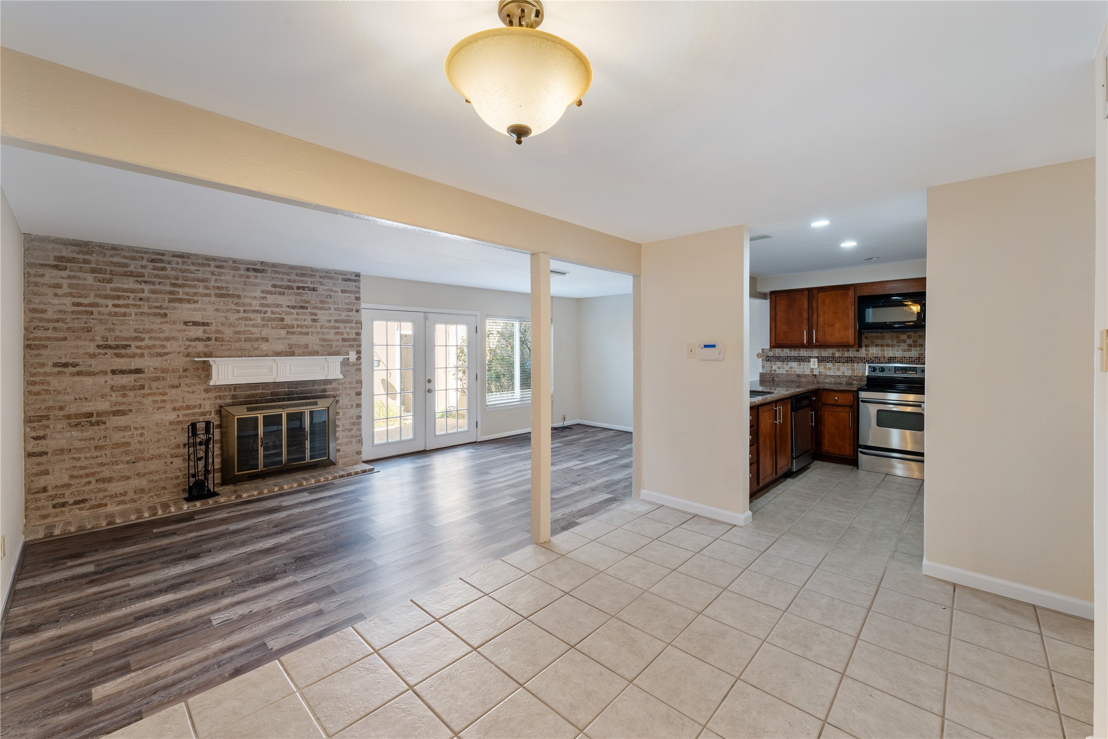 11614 Village Place Drive 337 , Houston, TX, 77077 | 69851884 | Realty Texas LLC