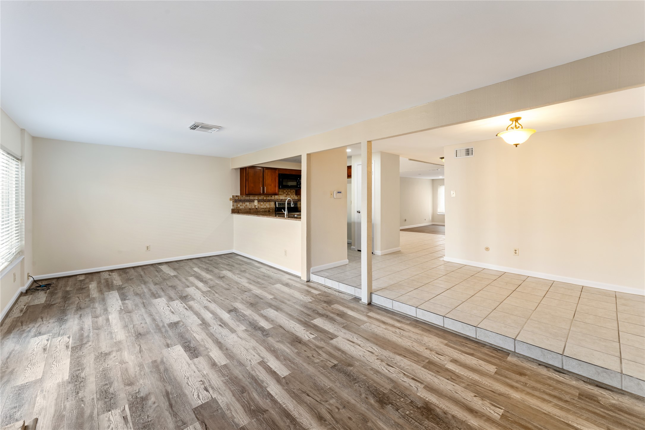 11614 Village Place Drive 337 , Houston, TX, 77077 | 69851884 | Realty Texas LLC