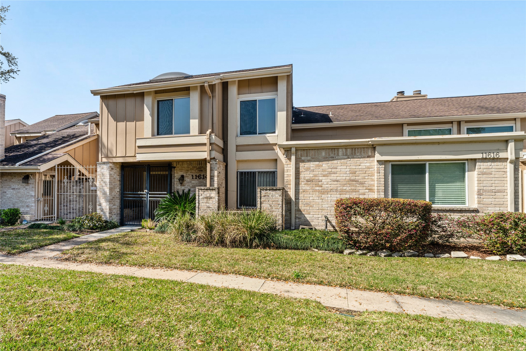 11614 Village Place Drive 337 , Houston, TX, 77077 | 69851884 | Realty Texas LLC