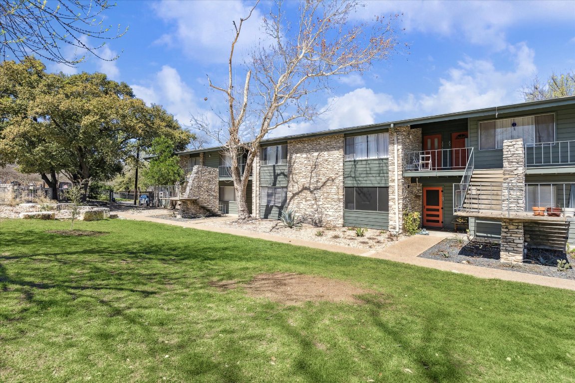 1304 Mariposa Drive 104 , Austin, TX, 78704 | 9373981 | Realty Texas LLC