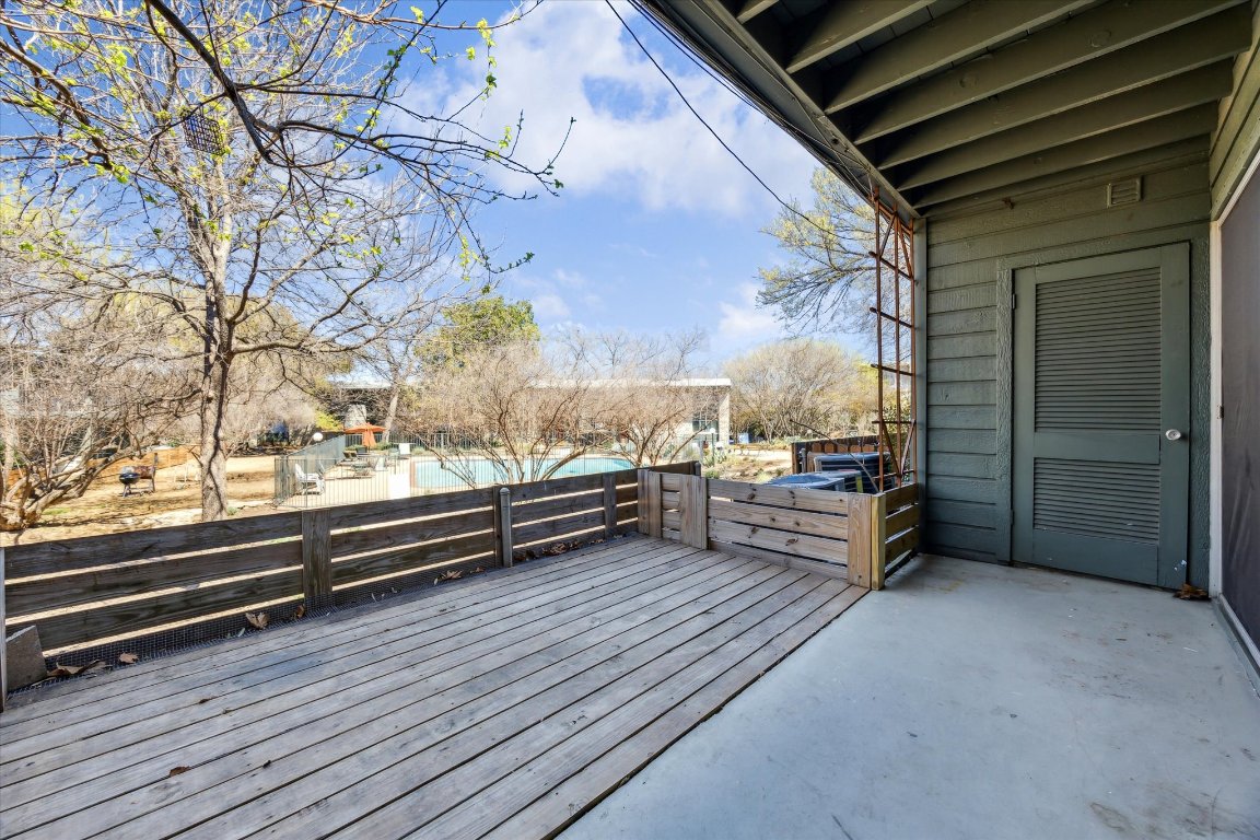 1304 Mariposa Drive 104 , Austin, TX, 78704 | 9373981 | Realty Texas LLC