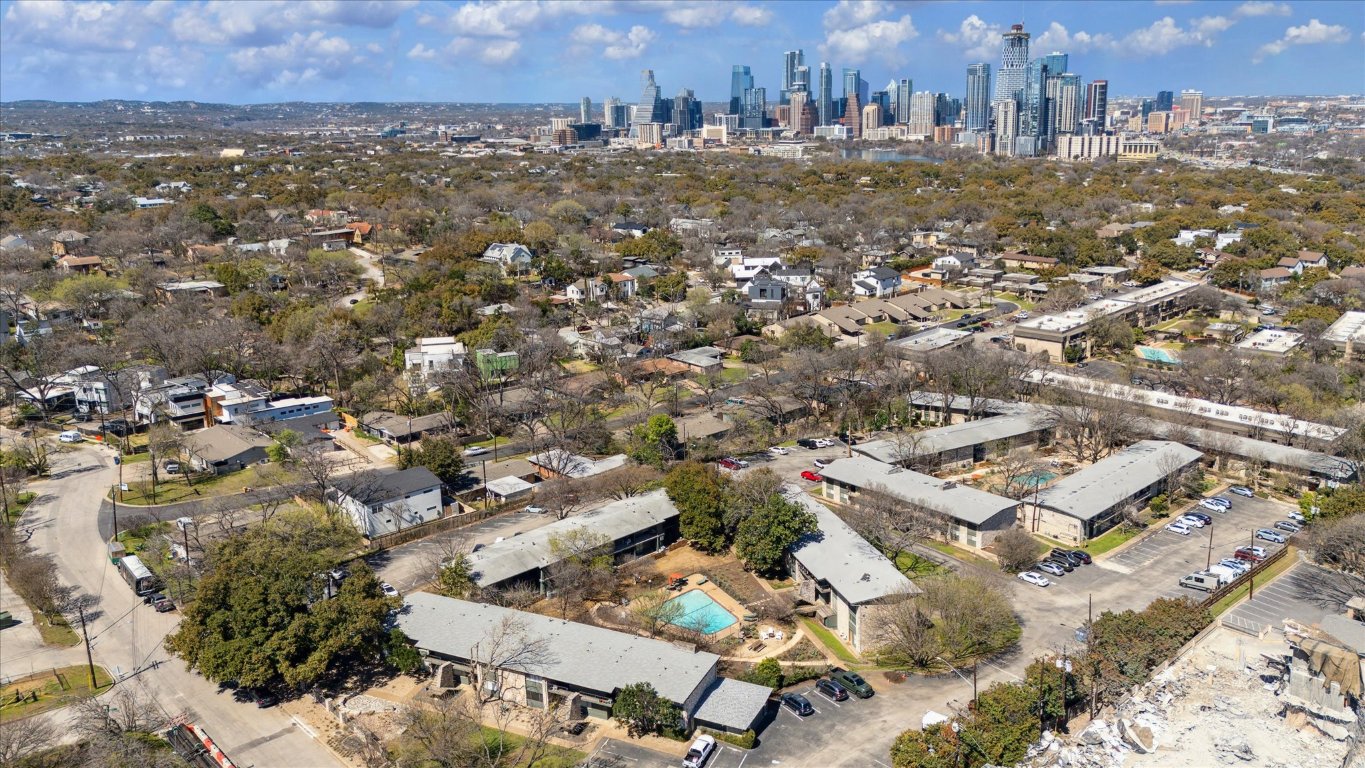 1304 Mariposa Drive 104 , Austin, TX, 78704 | 9373981 | Realty Texas LLC
