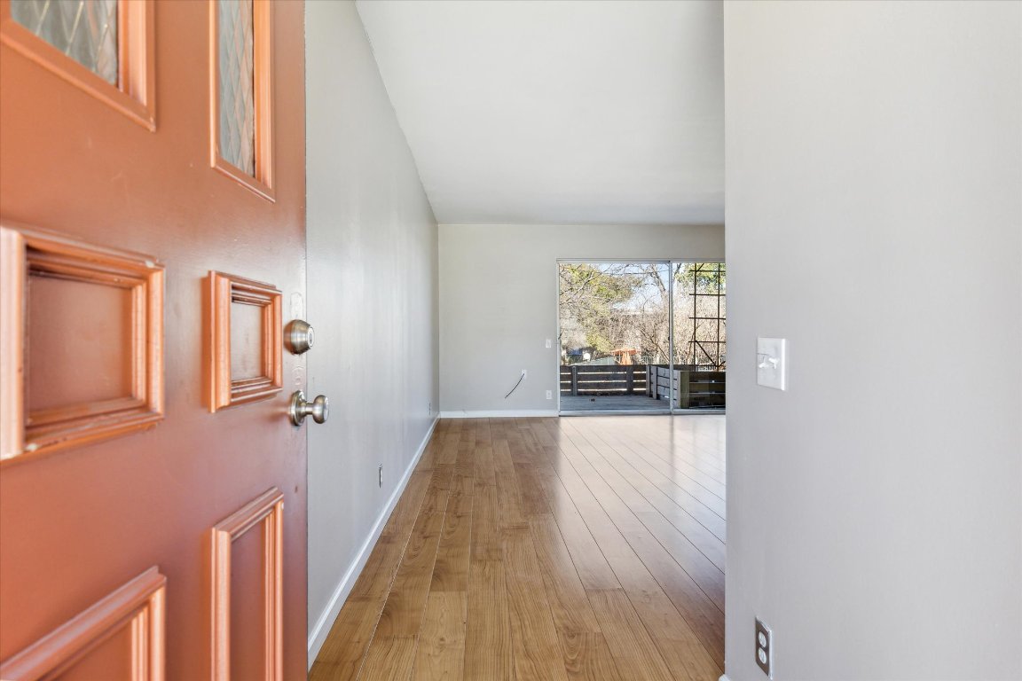1304 Mariposa Drive 104 , Austin, TX, 78704 | 9373981 | Realty Texas LLC