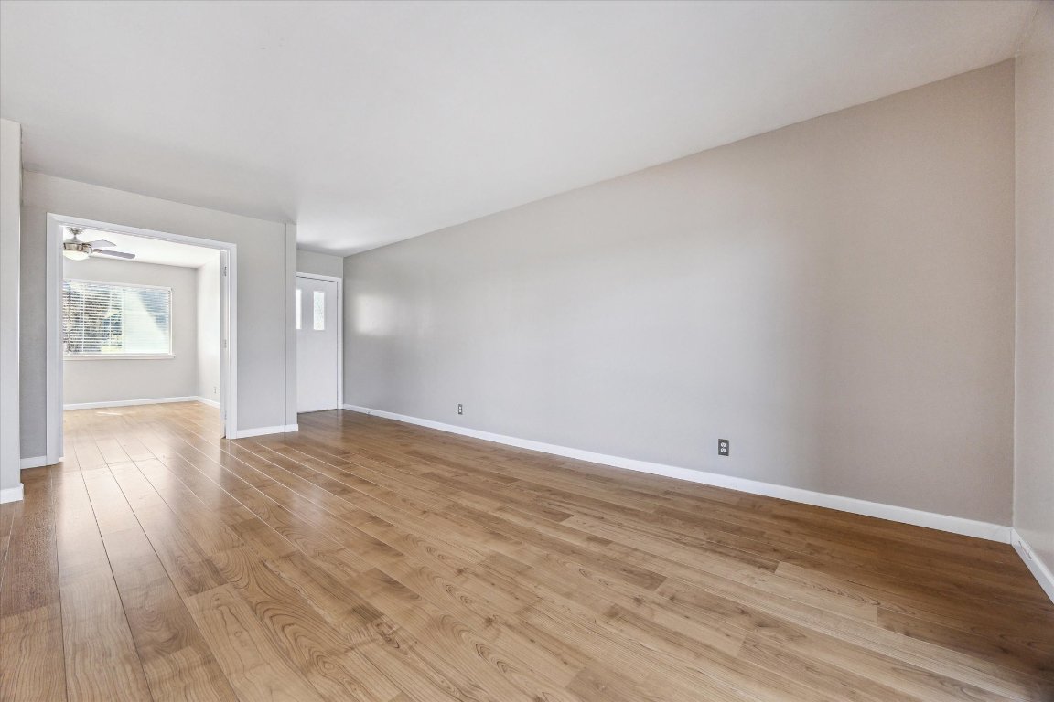 1304 Mariposa Drive 104 , Austin, TX, 78704 | 9373981 | Realty Texas LLC