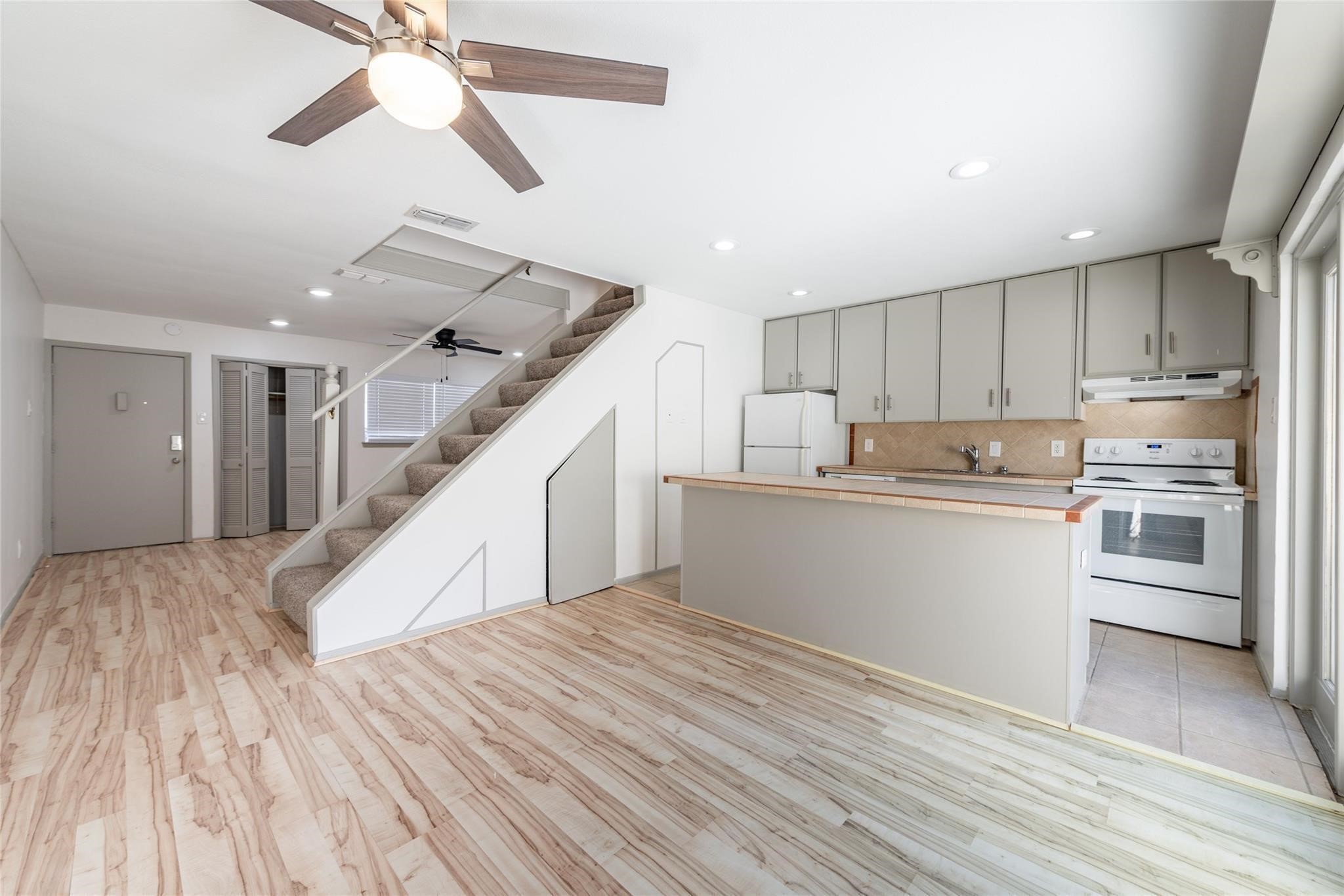 4021 Cole Avenue 203 , Dallas, TX, 75204 | 20936543 | Realty Texas LLC