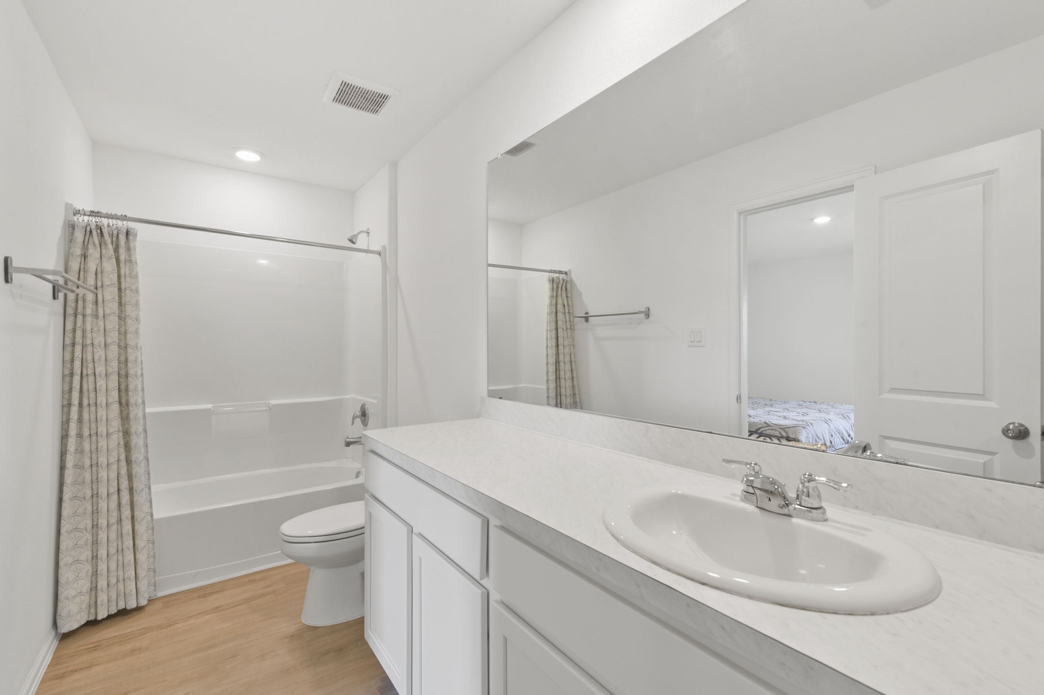 736 Delany Cove Court , La Marque, TX, 77568 | 76930229 | Realty Texas LLC