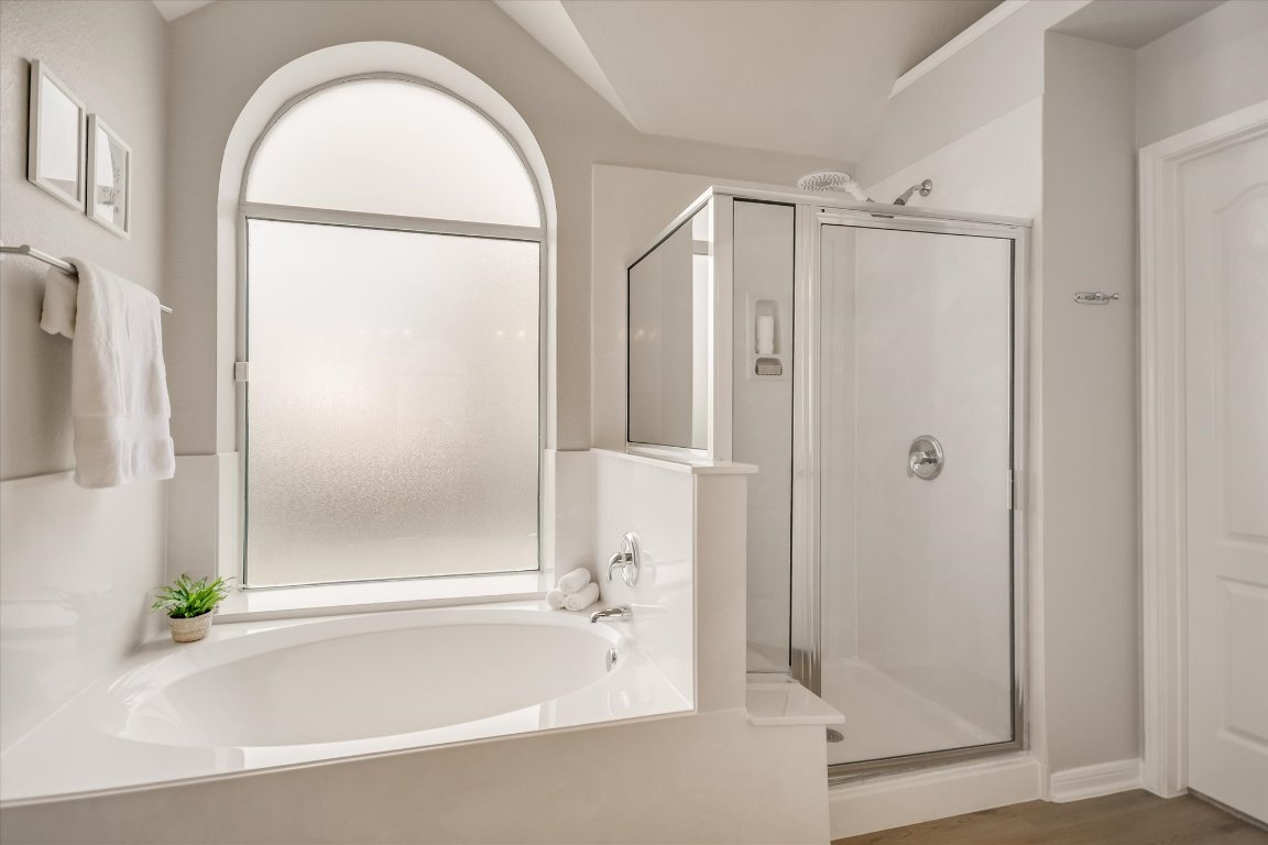 907 Windsor Hill Drive , Pflugerville, TX, 78660 | 1979186 | Realty Texas LLC