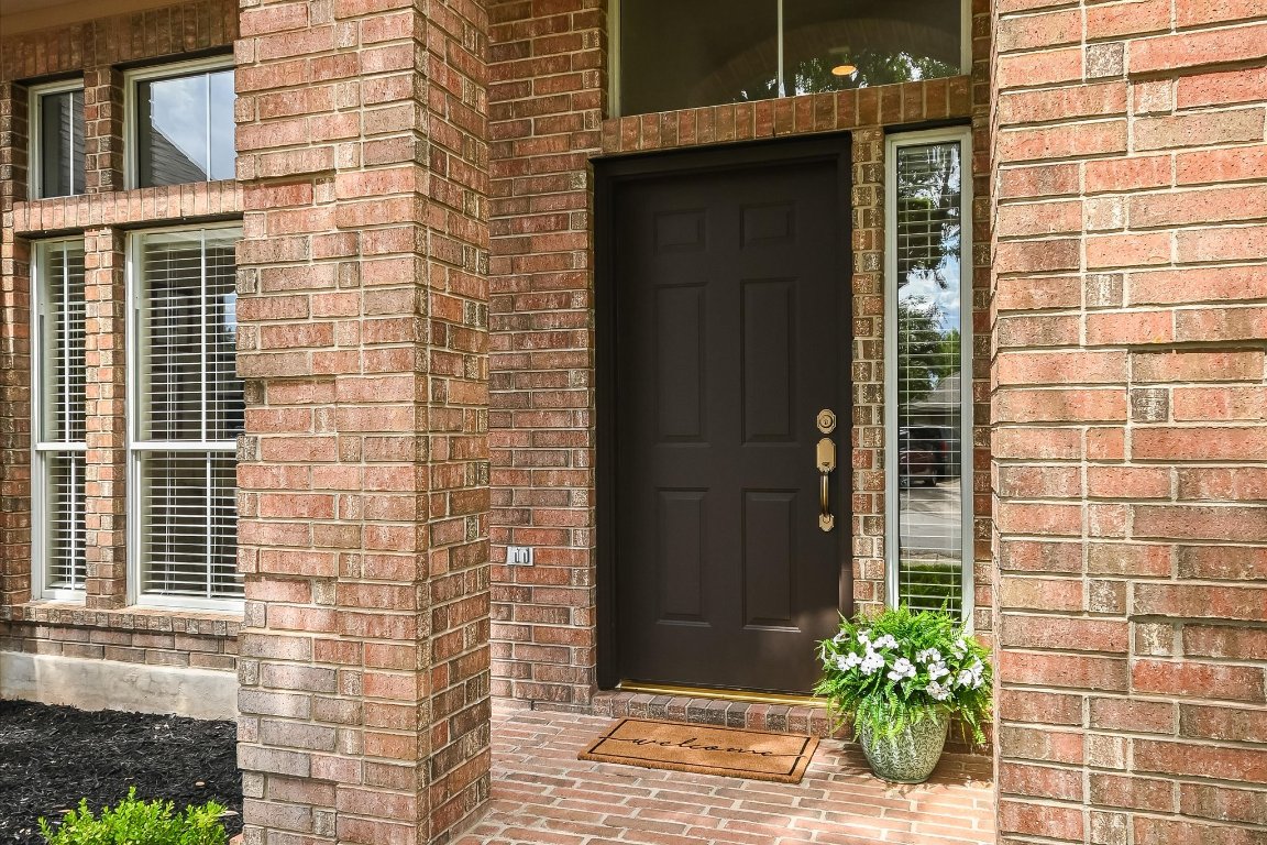 907 Windsor Hill Drive , Pflugerville, TX, 78660 | 1979186 | Realty Texas LLC