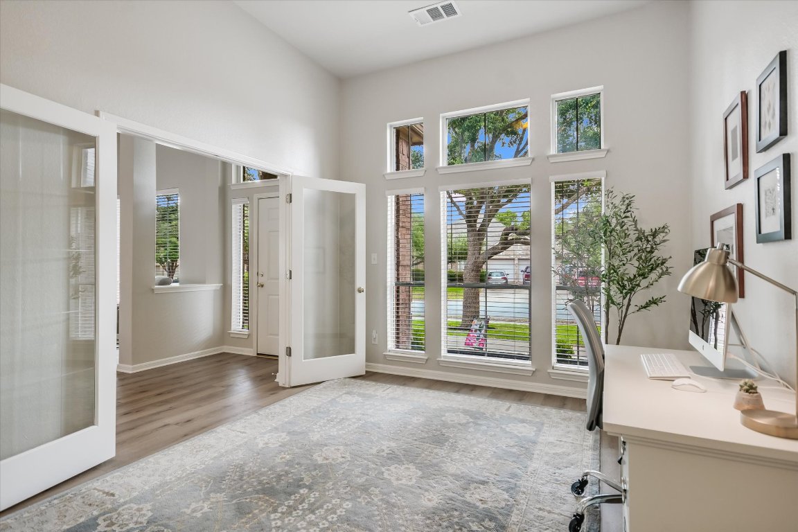 907 Windsor Hill Drive , Pflugerville, TX, 78660 | 1979186 | Realty Texas LLC