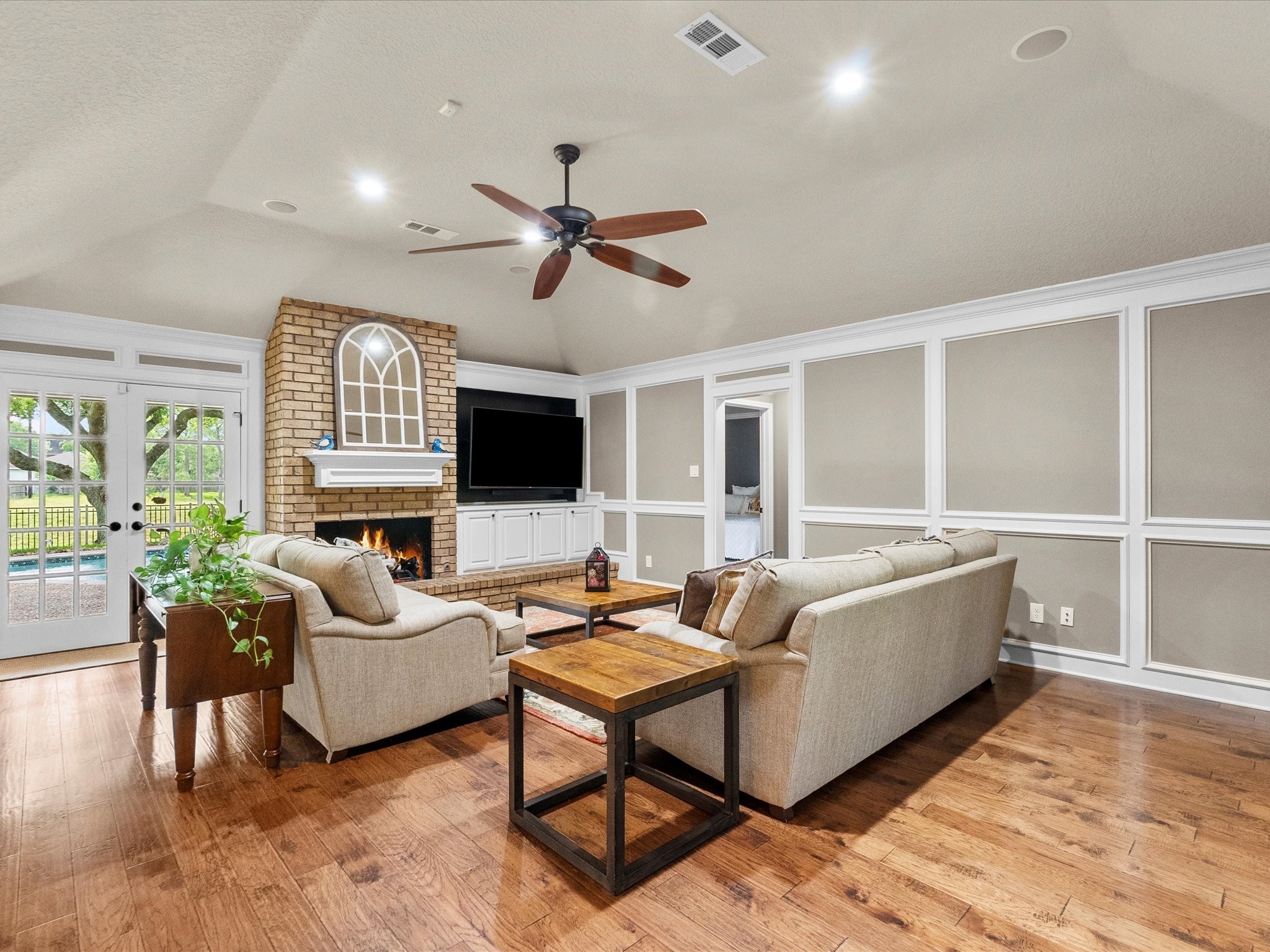1003 Middlecreek Street , Friendswood, TX, 77546 | 98323334 | Realty Texas LLC