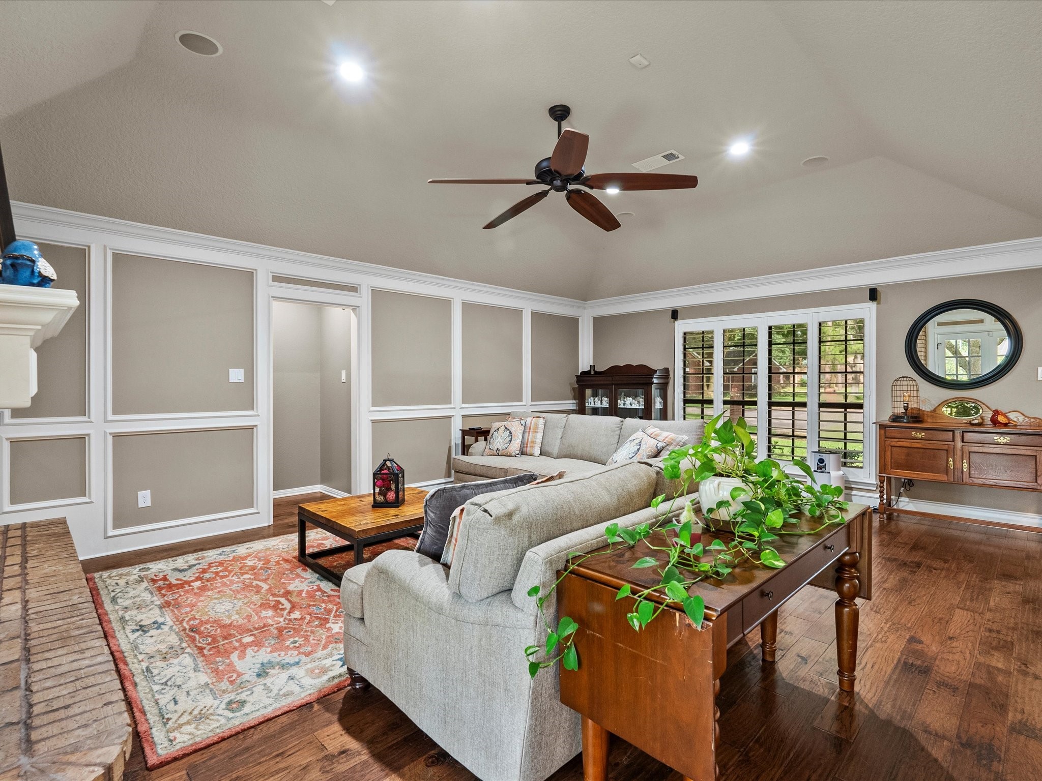 1003 Middlecreek Street , Friendswood, TX, 77546 | 98323334 | Realty Texas LLC