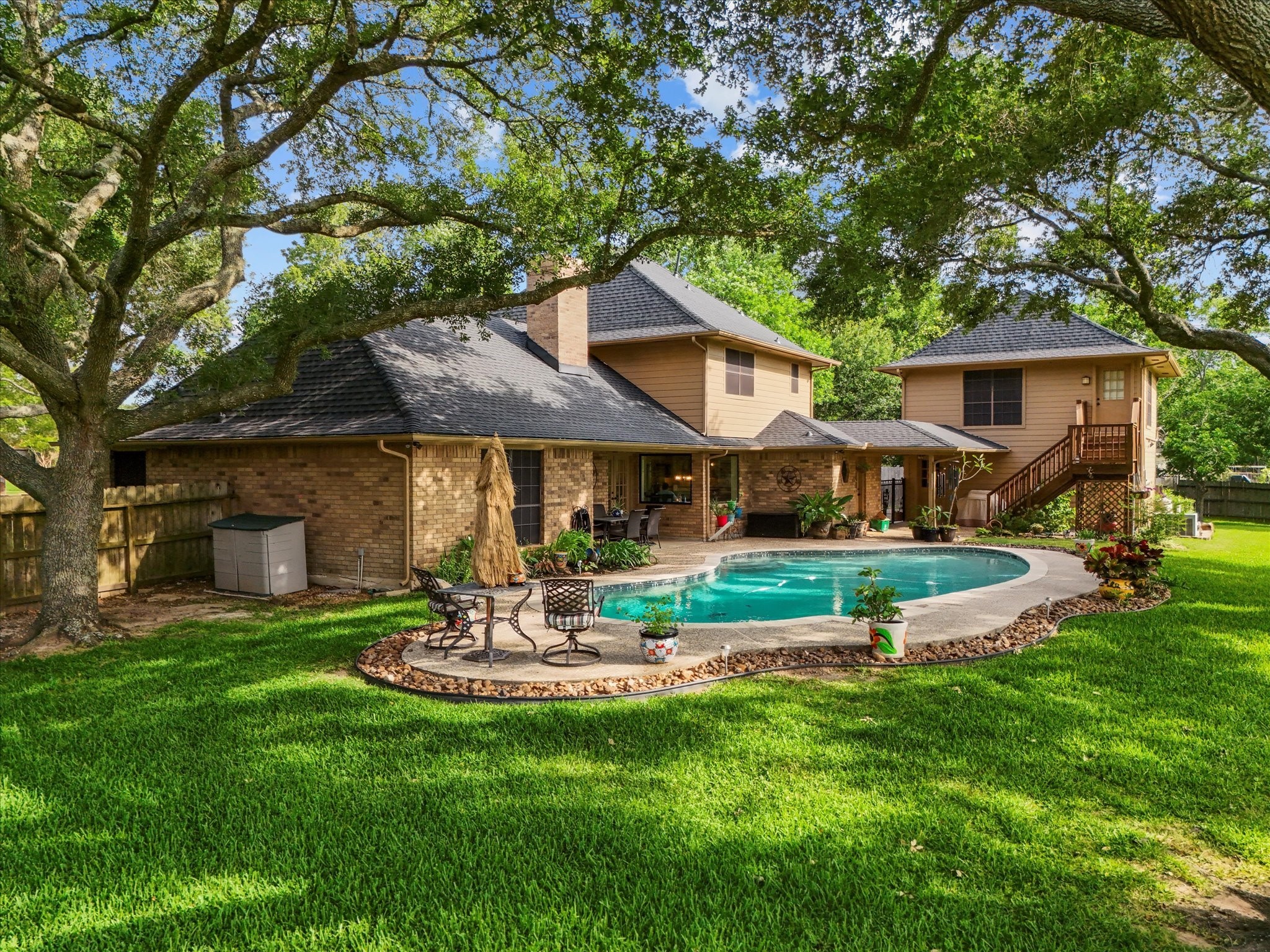 1003 Middlecreek Street , Friendswood, TX, 77546 | 98323334 | Realty Texas LLC