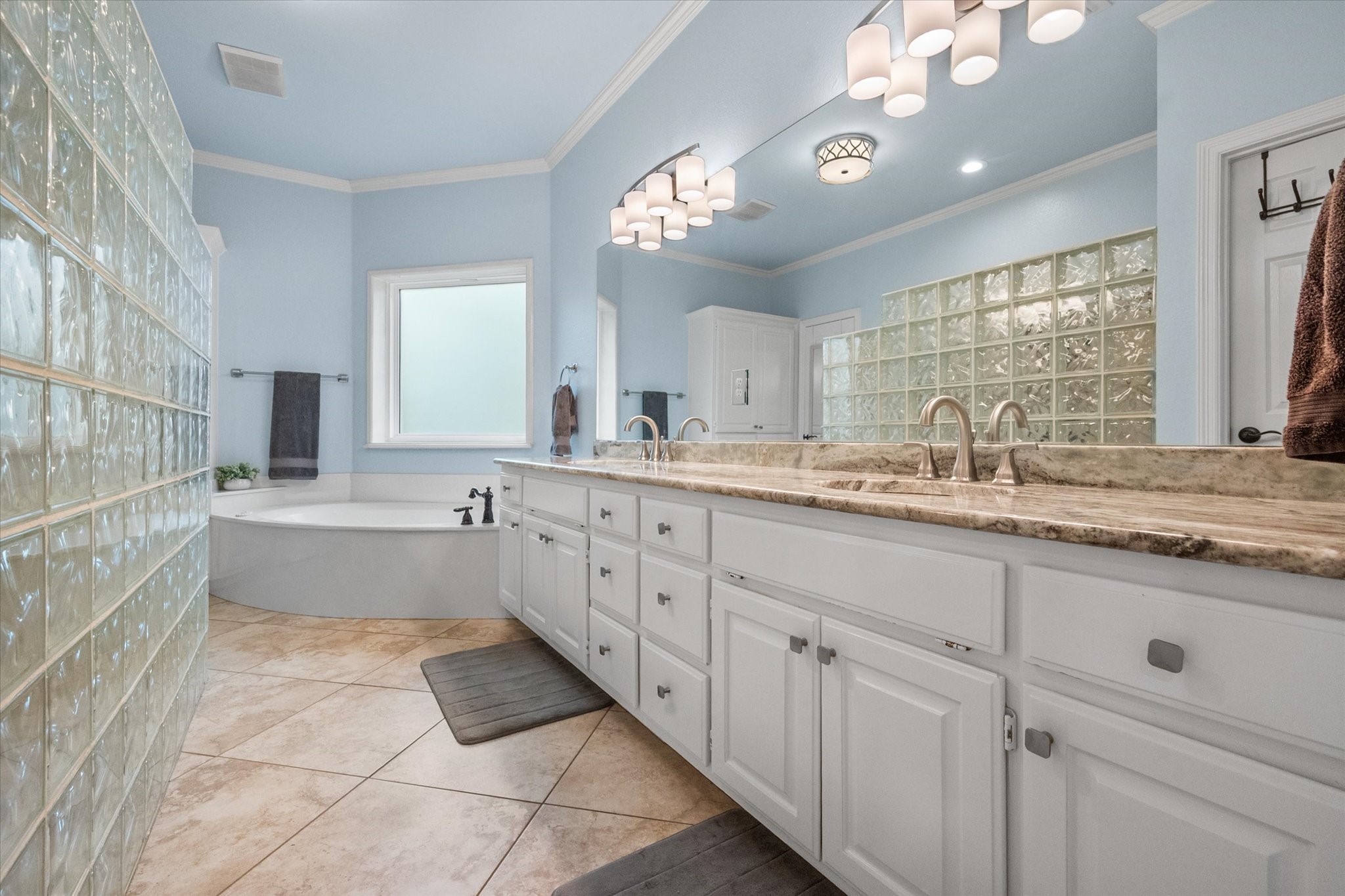 1304 Brook Arbor Drive , Mansfield, TX, 76063 | 20932236 | Realty Texas LLC