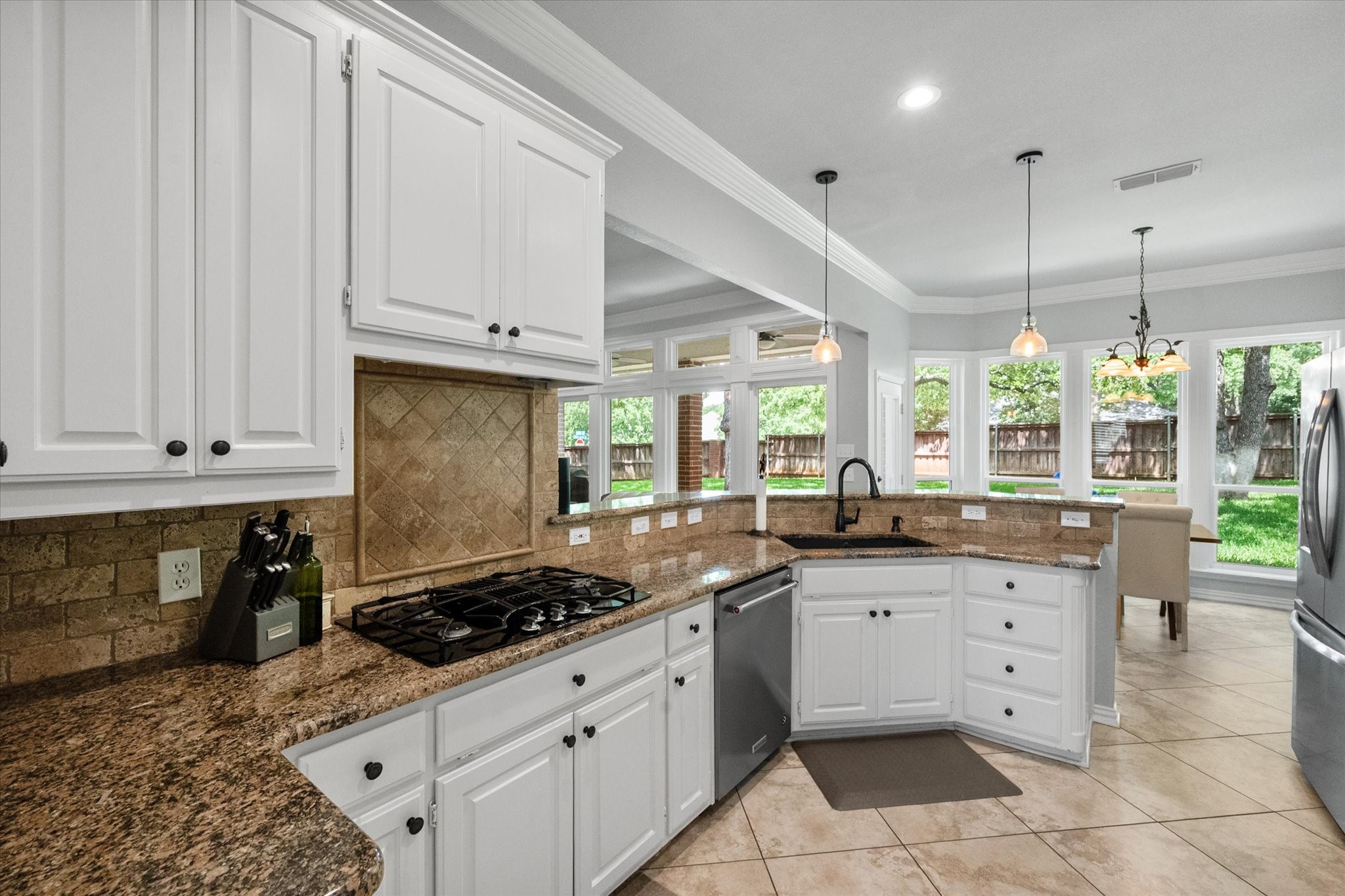 1304 Brook Arbor Drive , Mansfield, TX, 76063 | 20932236 | Realty Texas LLC