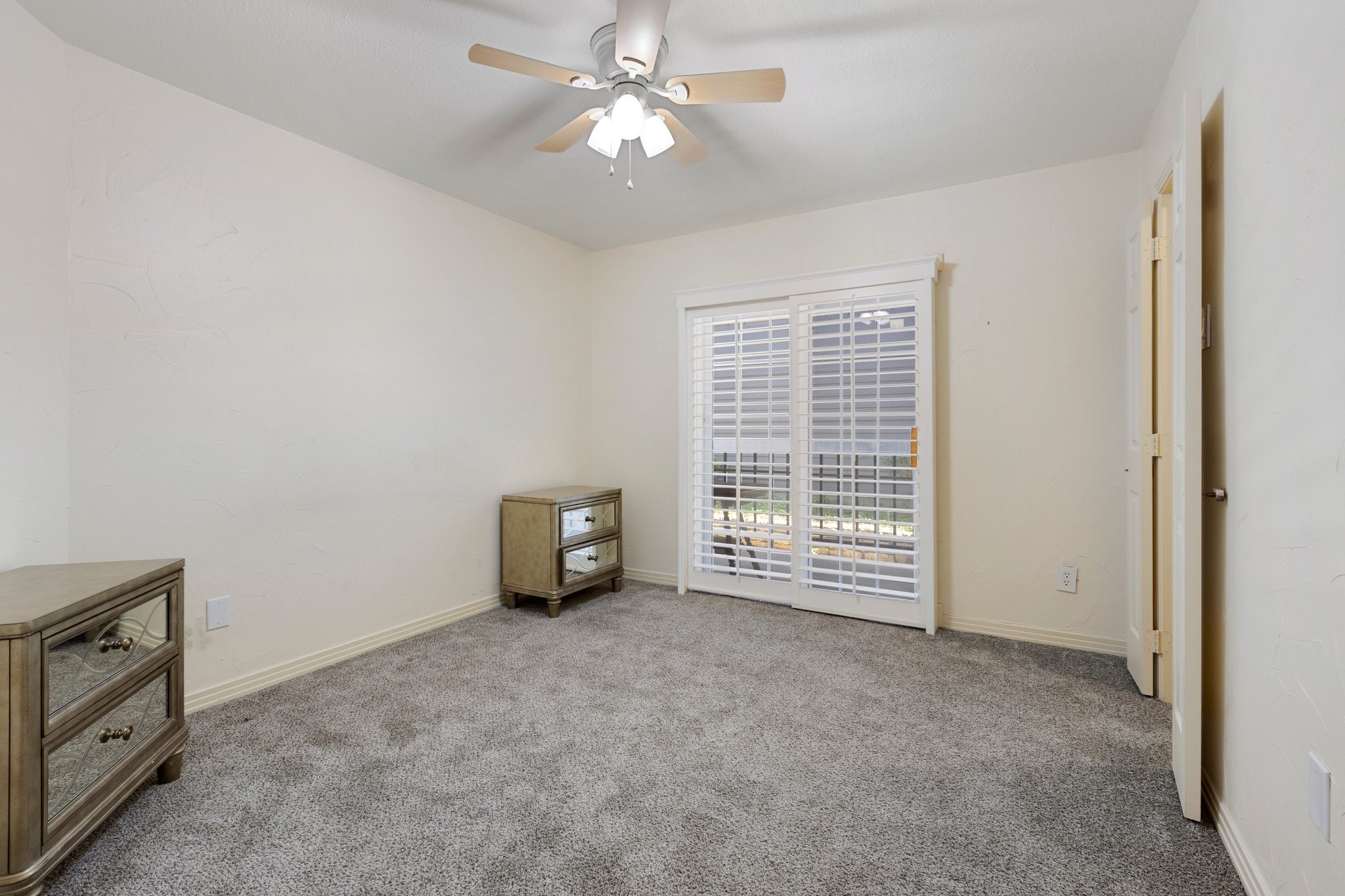 18333 ROEHAMPTON Drive 714 , Dallas, TX, 75252 | 20935561 | Realty Texas LLC