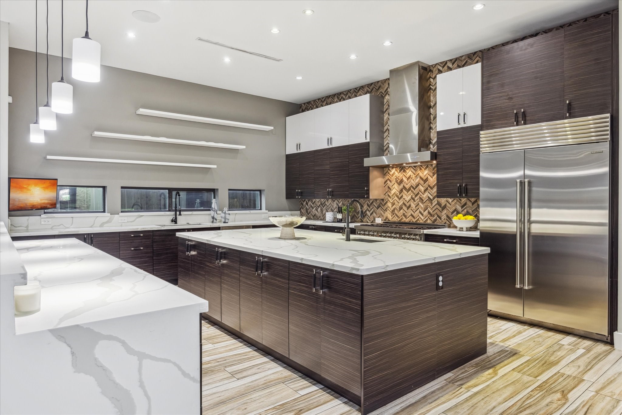 4002 Chatham Lane , Houston, TX, 77027 | 806614 | Realty Texas LLC
