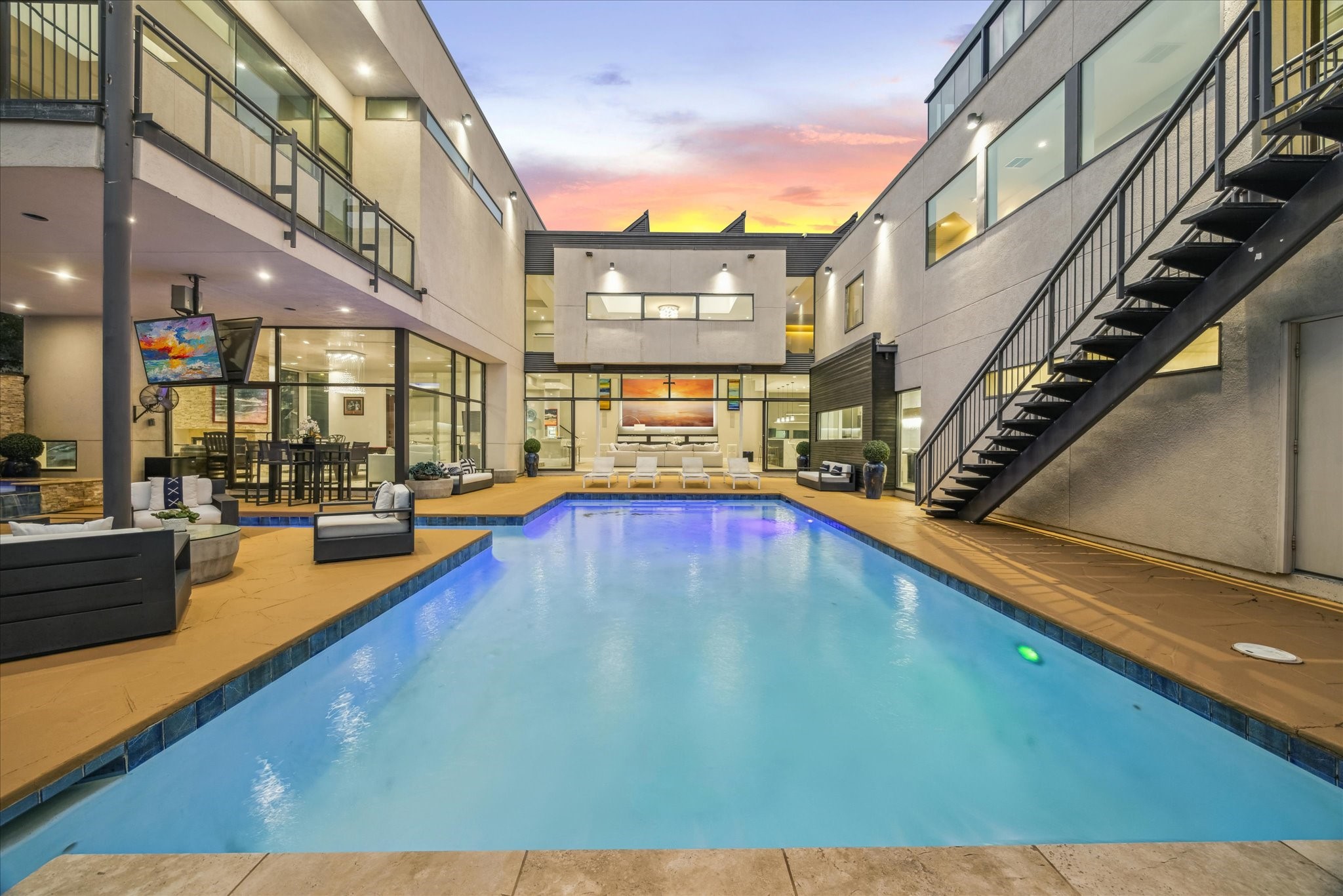 4002 Chatham Lane , Houston, TX, 77027 | 806614 | Realty Texas LLC